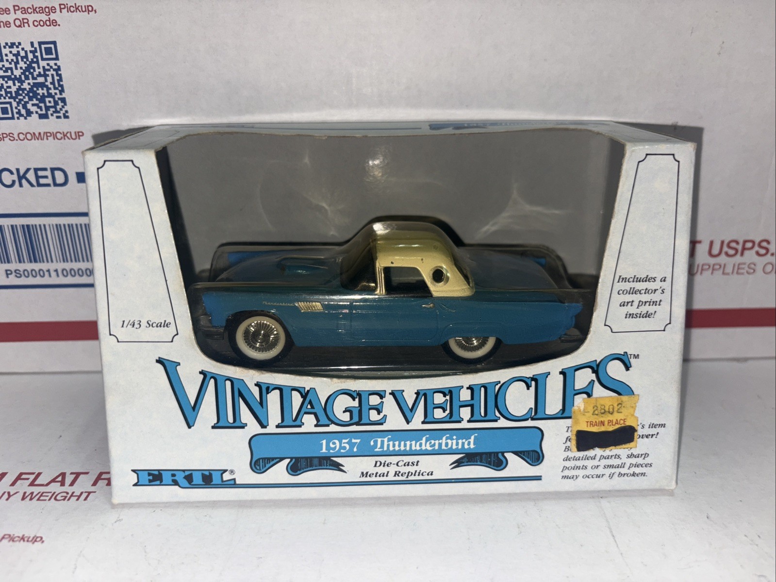 ERTL Vintage Vehicles 1957 Ford Thunderbird T-Bird 1/43 Diecast NEW in Box