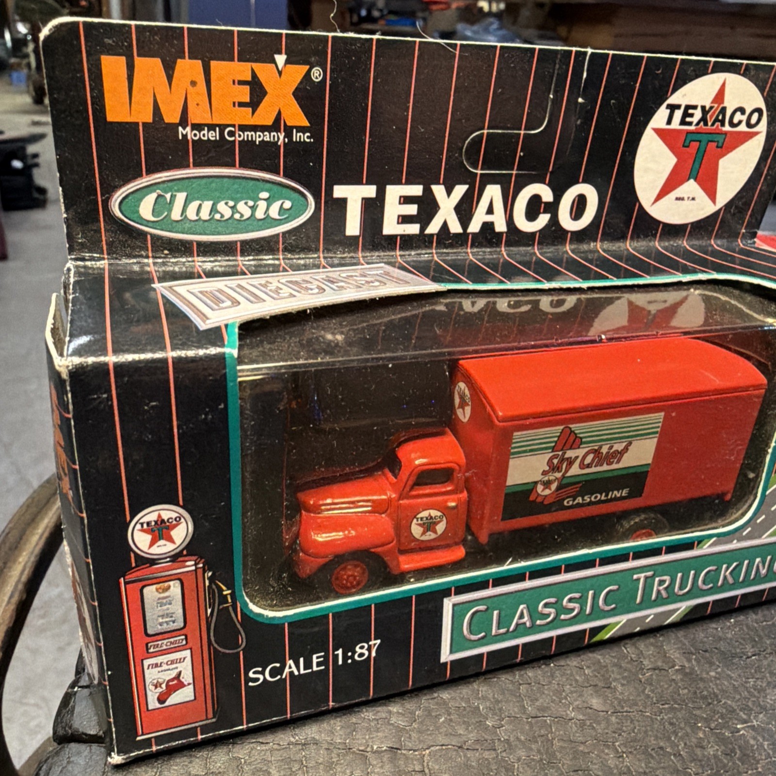 IMEX HO Scale #870174 Texaco Truck Die Cast NIB