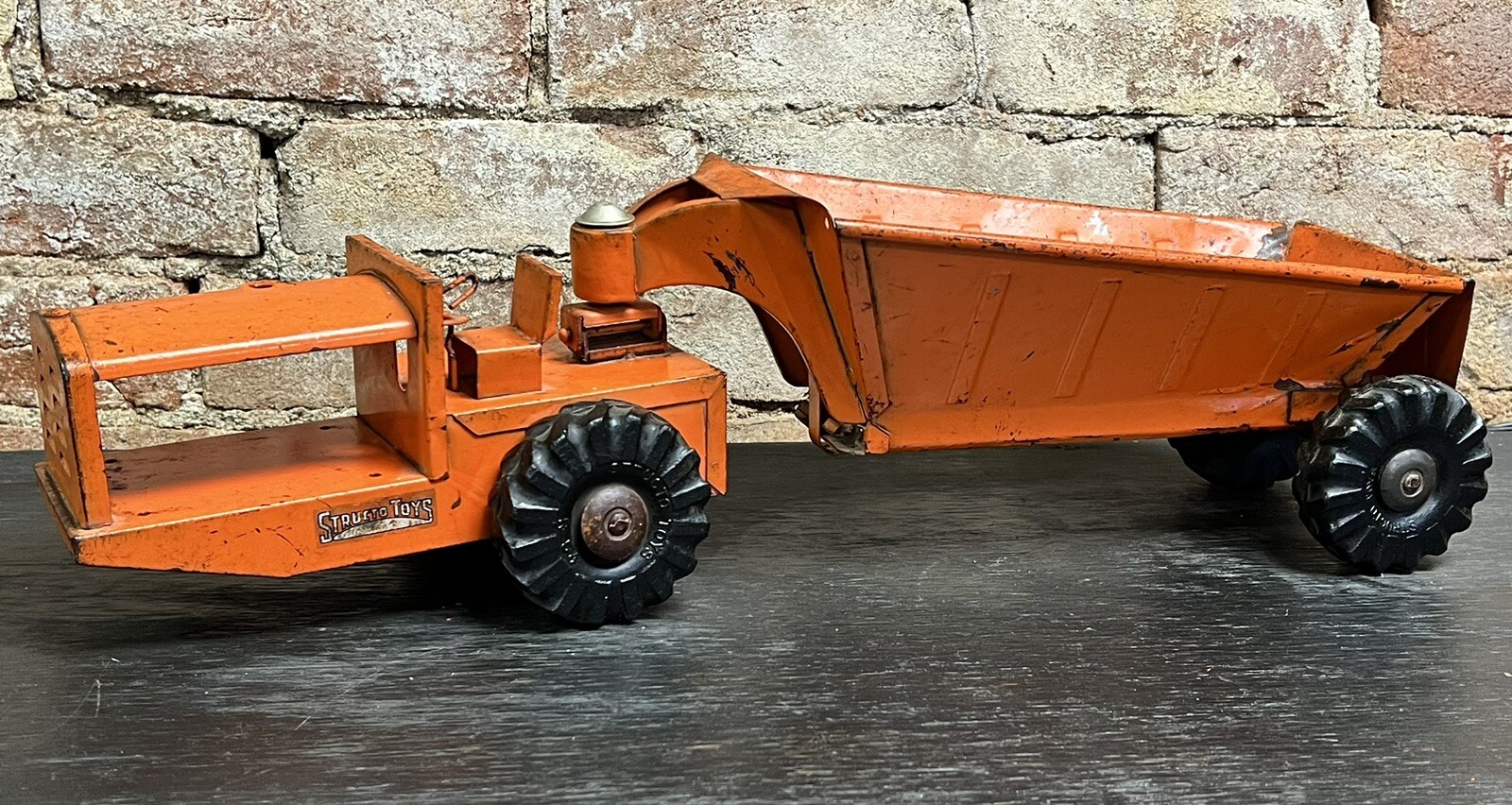 Vintage 1950’s Structo Bottom Dump Earth Mover Construction Orange Steel Toy USA