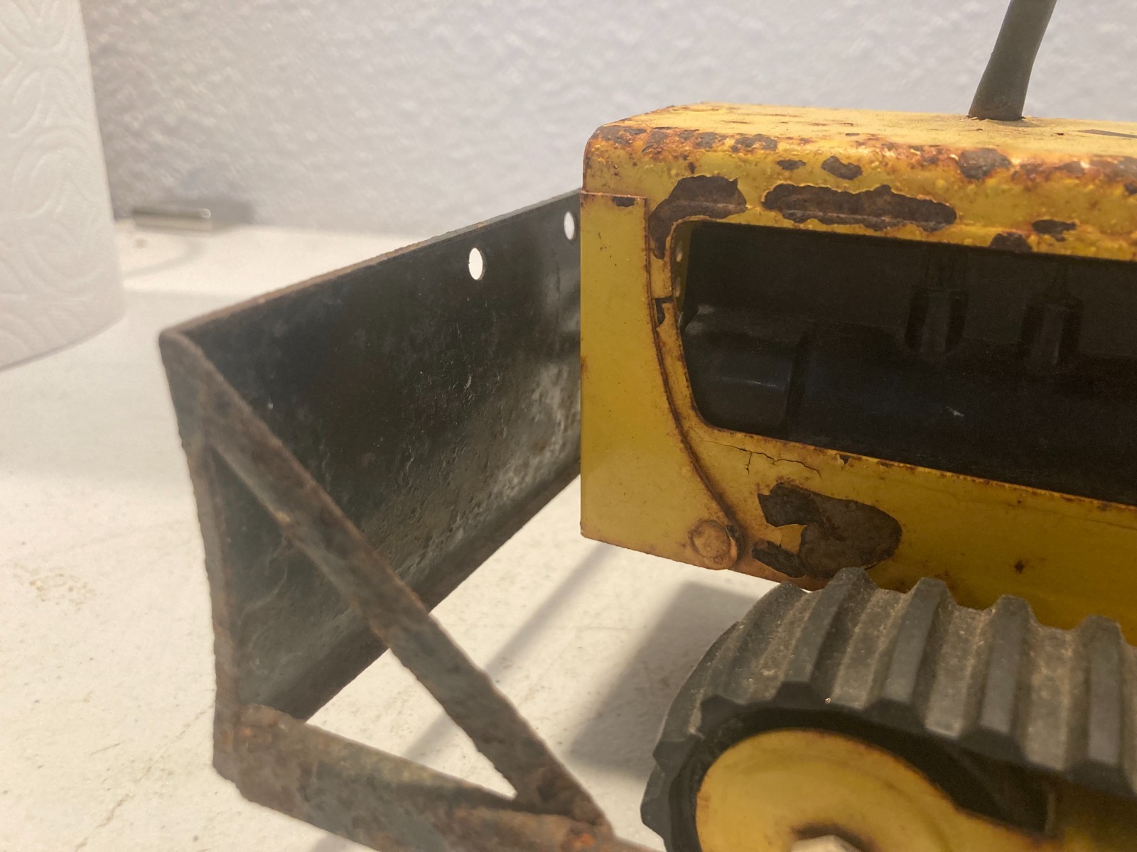 Lot of 2 Tonka MR-970 Road Grader & Bulldozer Crawler Tractor 1970s
