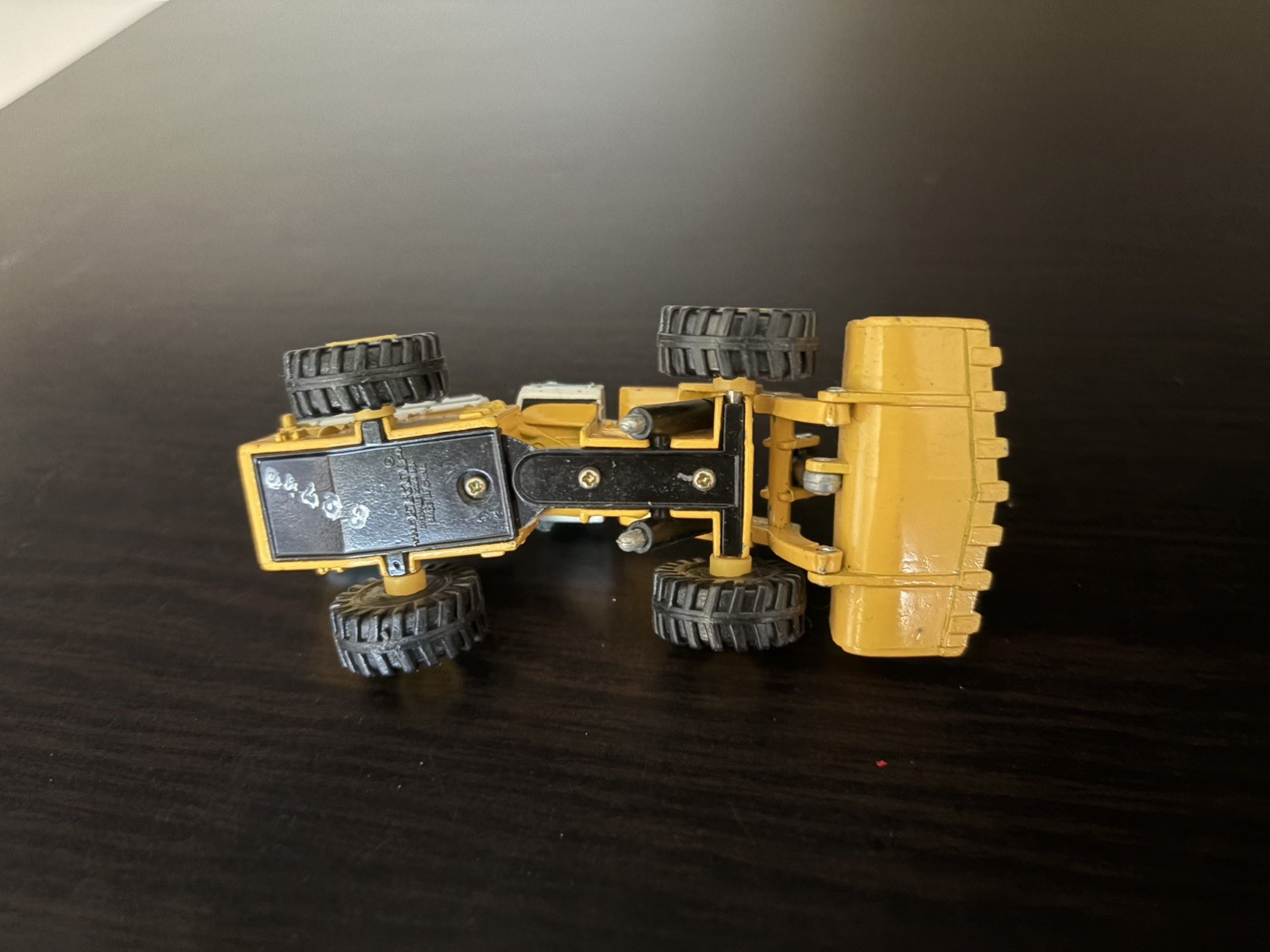 ERTL Mighty Movers International Payloader Wheel Loader 560 NO BOX*