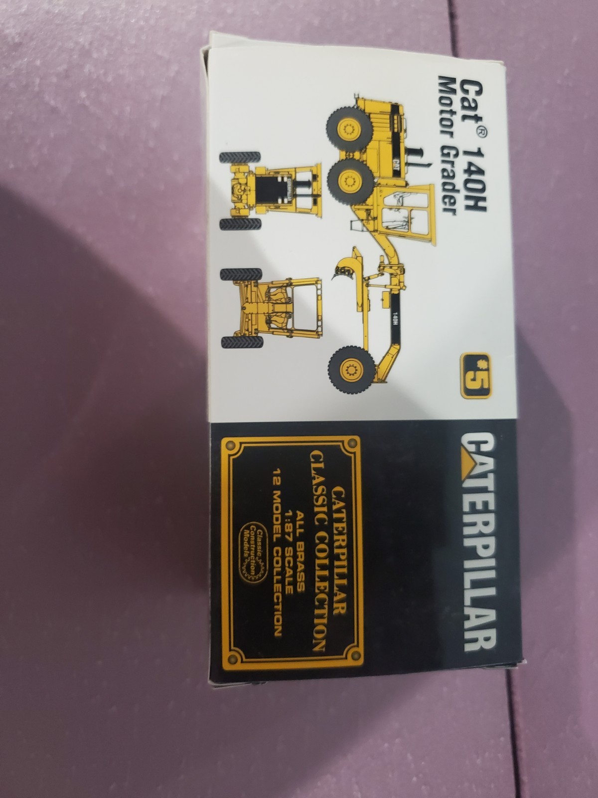 Caterpillar 140H Grader – 1/87 – Brass – CCM – Mint – With Box