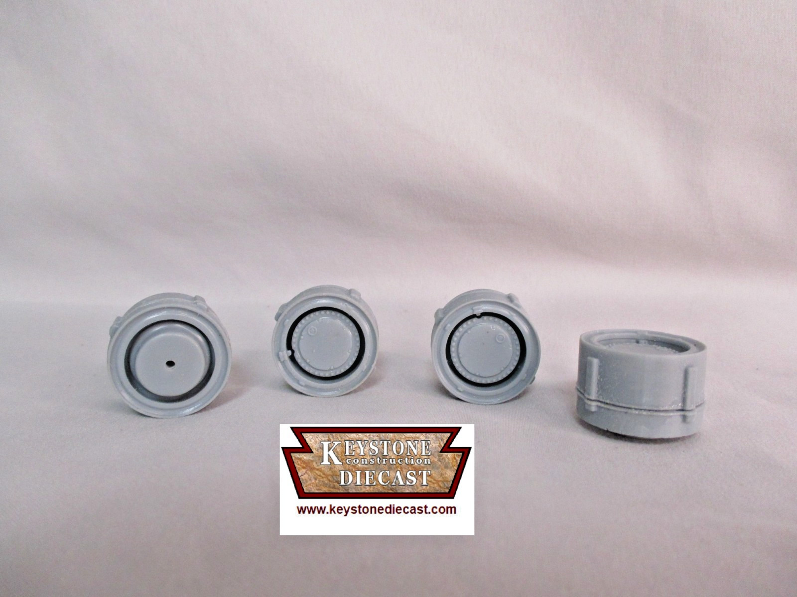 }MBM Model (4) Wheels for CCM 834 Dozers & 988 Loaders – 3D 1/48-1/50 (060)