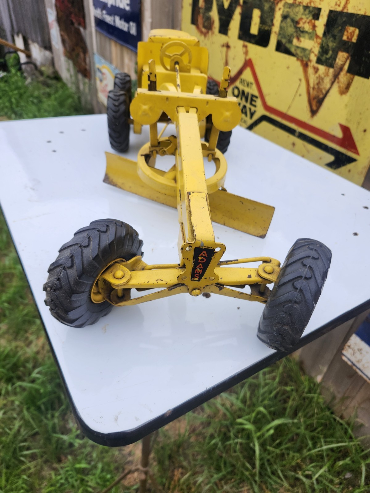 Doepke Model Toys, Adams Diesel Motor Road Grader 1950’s Yellow Pressed Steel