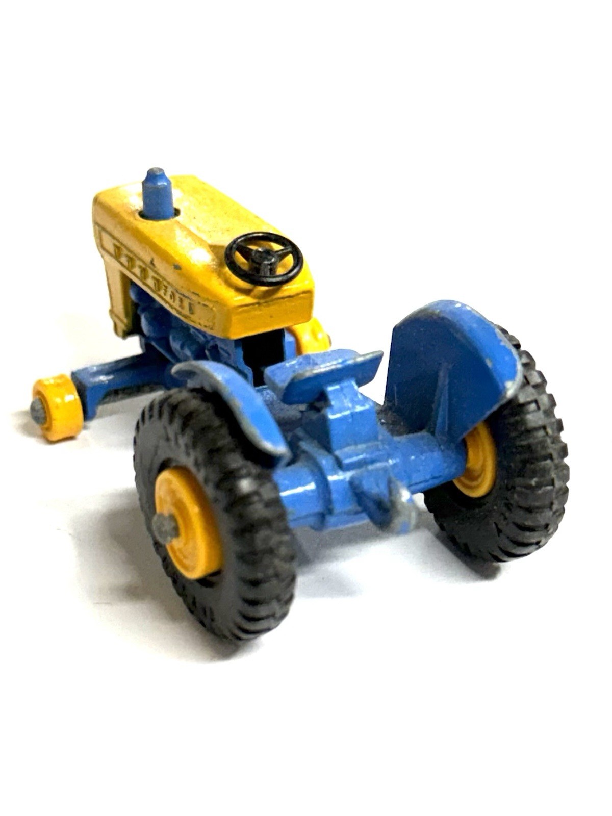 Vintage 1960s Matchbox Ford Tractor No. 39 Lesney England Missing Black Wheels