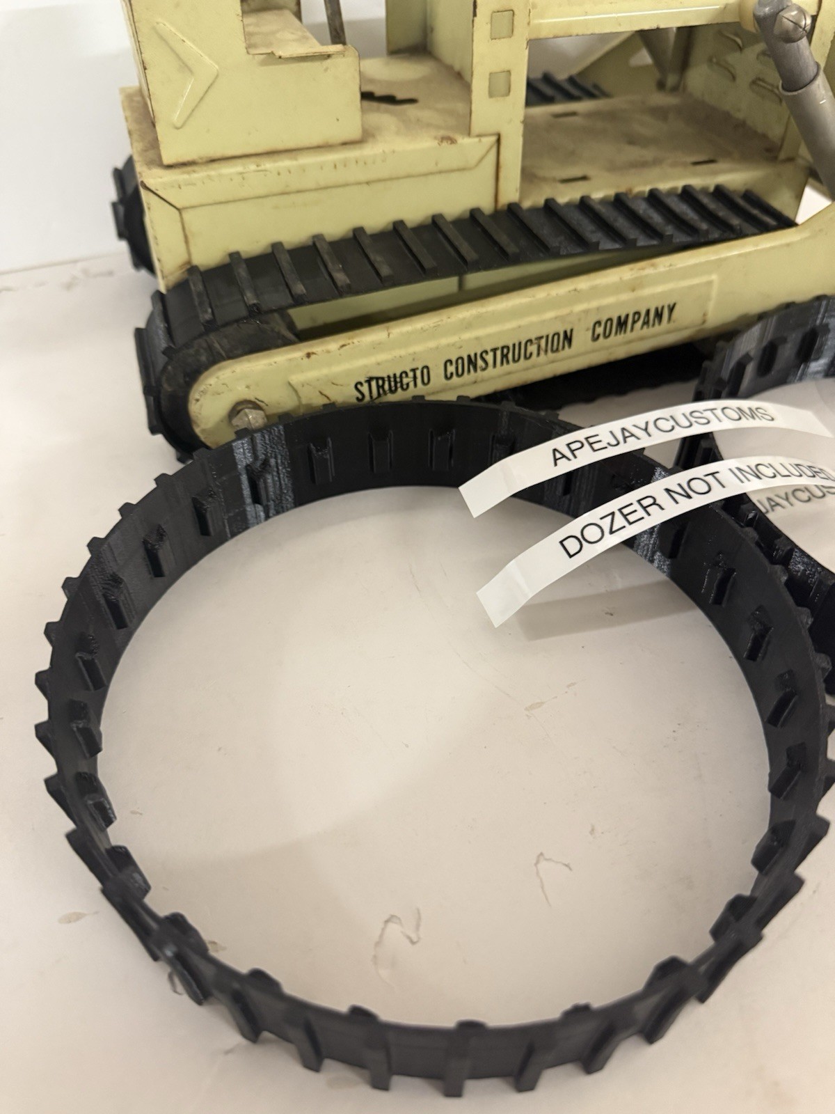 1 new set of tracks for STRUCTO CONSTRUCTION COMPANY BULLDOZER