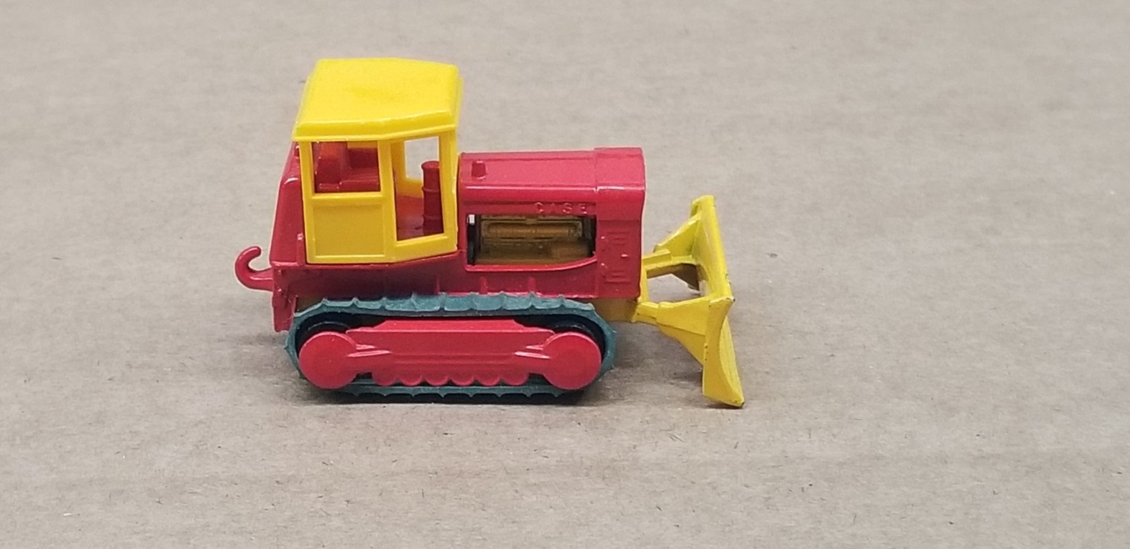 1968 Matchbox Lesney No. 16 Case Tractor Super Nice Original Tracks Shelf A1