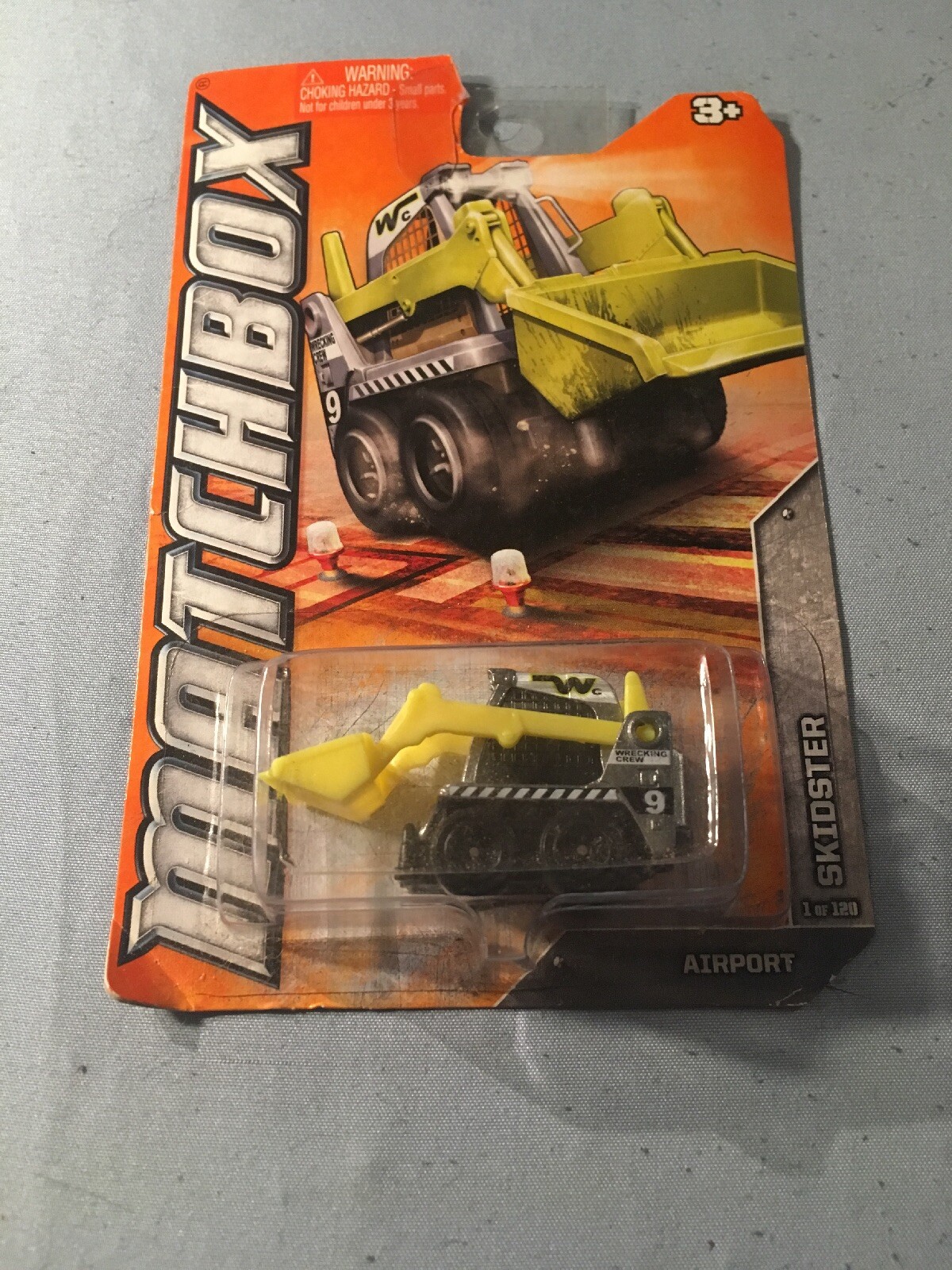BRAND NEW MATCHBOX 2012 SKIDSTER #1/120 AIRPORT FACTORY SEALED