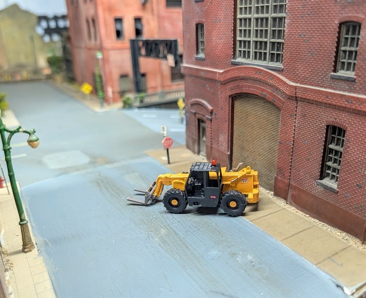 1/87 HO Scale Custom Built CAT Telehandler. 3D Printed Resin Model