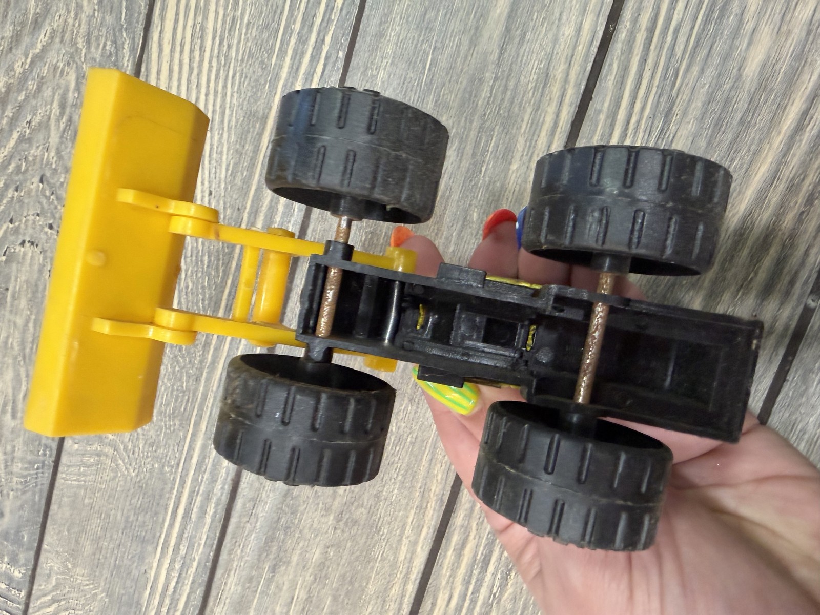 Vintage REMCO Construction Front End Loader Bulldozer Toy Vehicle 1987 Made in