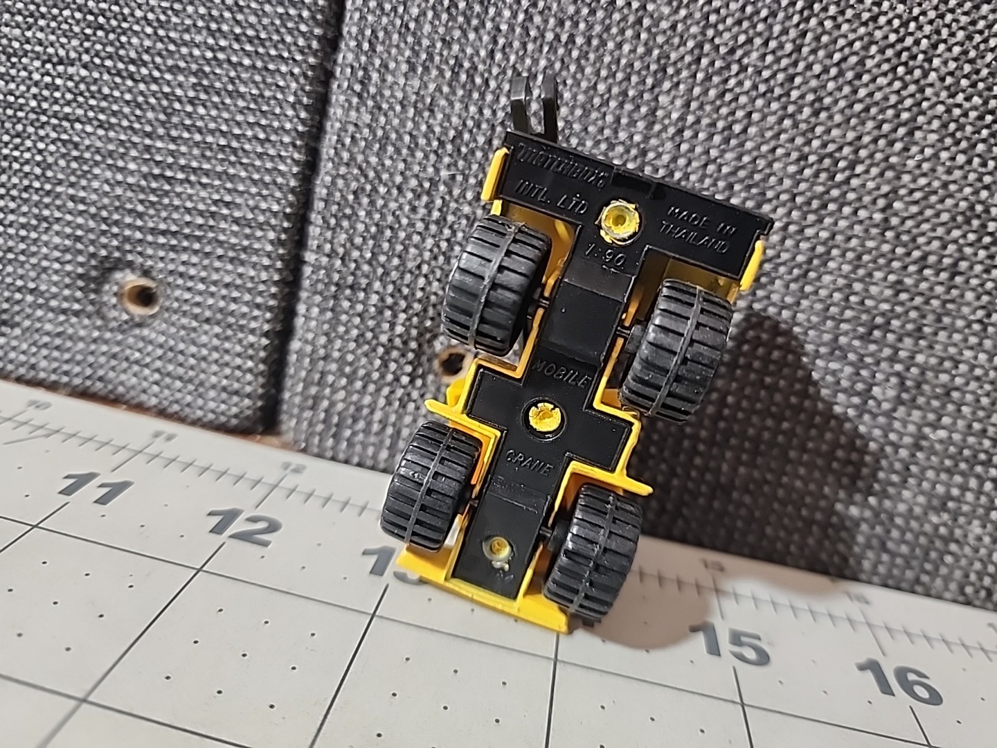 Matchbox (1984-1991) Mobile Crane w/Boom, No hook 1:90 MB140 Reynolds