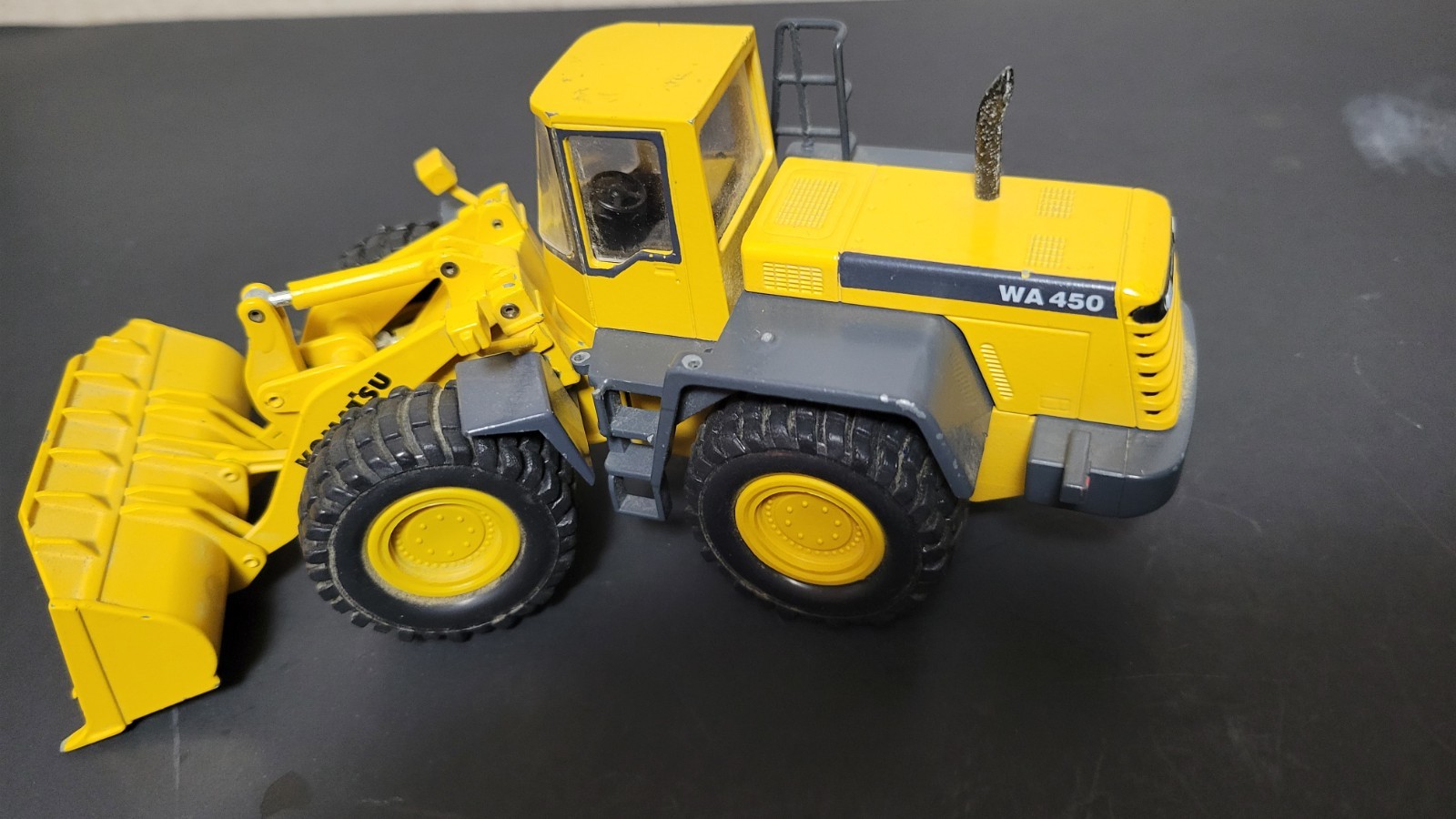 Conrad Model #2424 1:50 Komatsu WA 450 Wheel Loader Construction Equipment VHTF