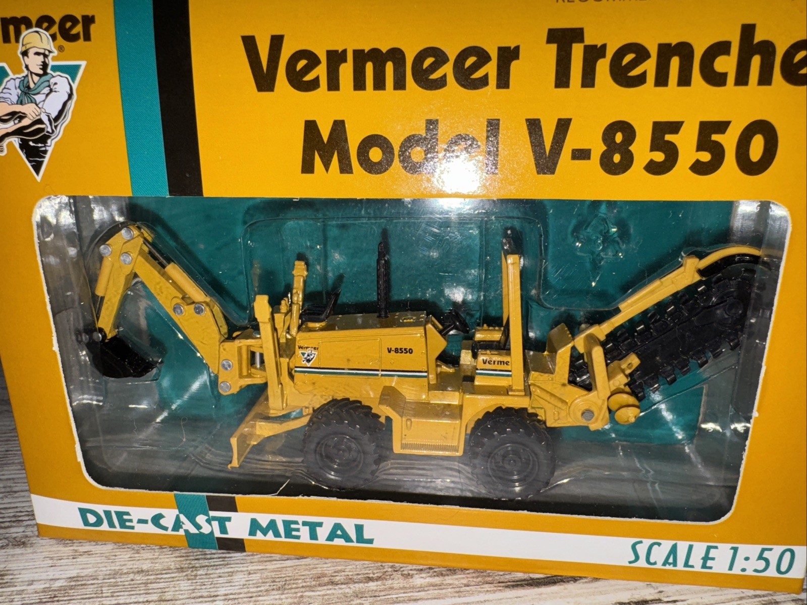 1/50 Scale Vermeer Trencher V-8550 Die Cast Promotions Construction Equipment