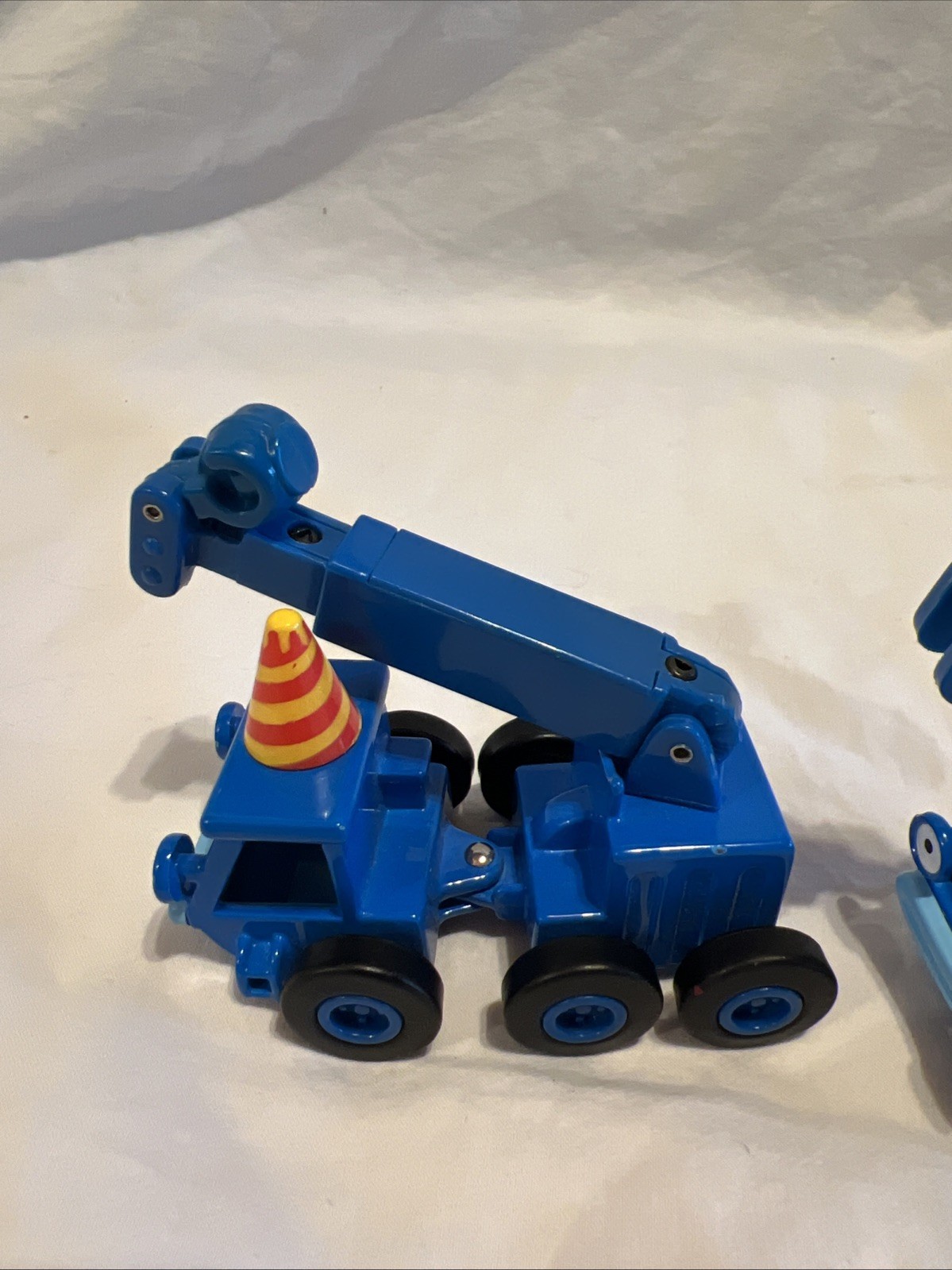 Lot Of 2 Bob The Builder Lofty 2004 Learning Curve Diecast Crane Vehicles BTB