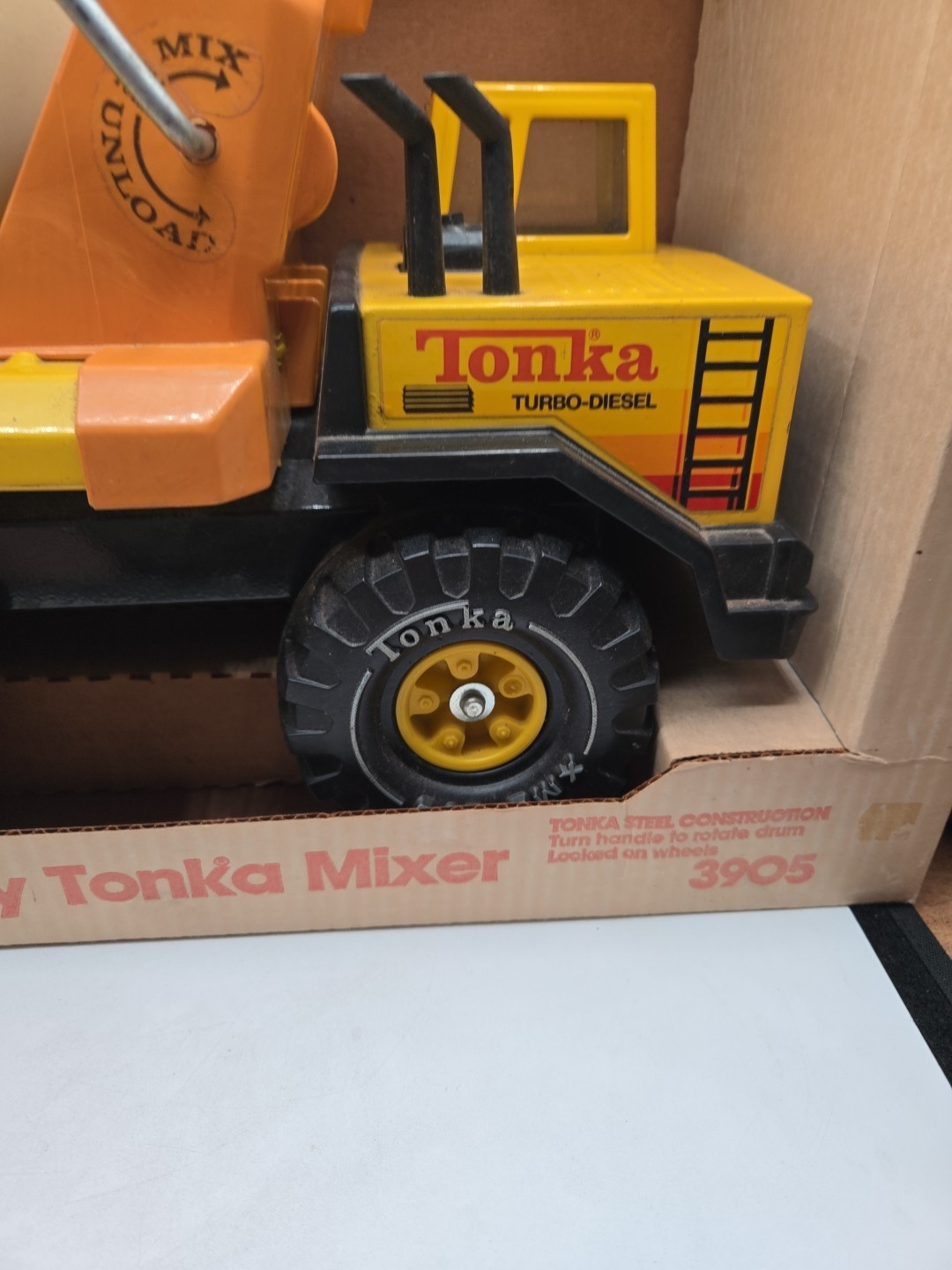 1983 VINTAGE Tonka Turbo-Diesel Mighty Cement Mixer No.3905 NEW IN ORIG BOX RARE