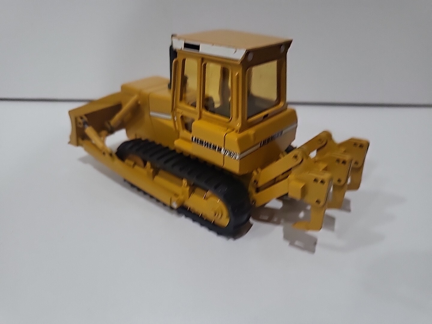 Bull Liebherr PR731 Conrad 2801 1/50 Scale