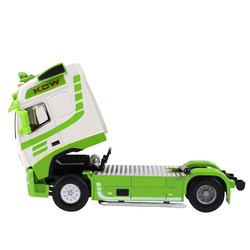 Diecast Oil Tank Truck 1:50 Scale Petroleum Transport Vehicle Model Collectible