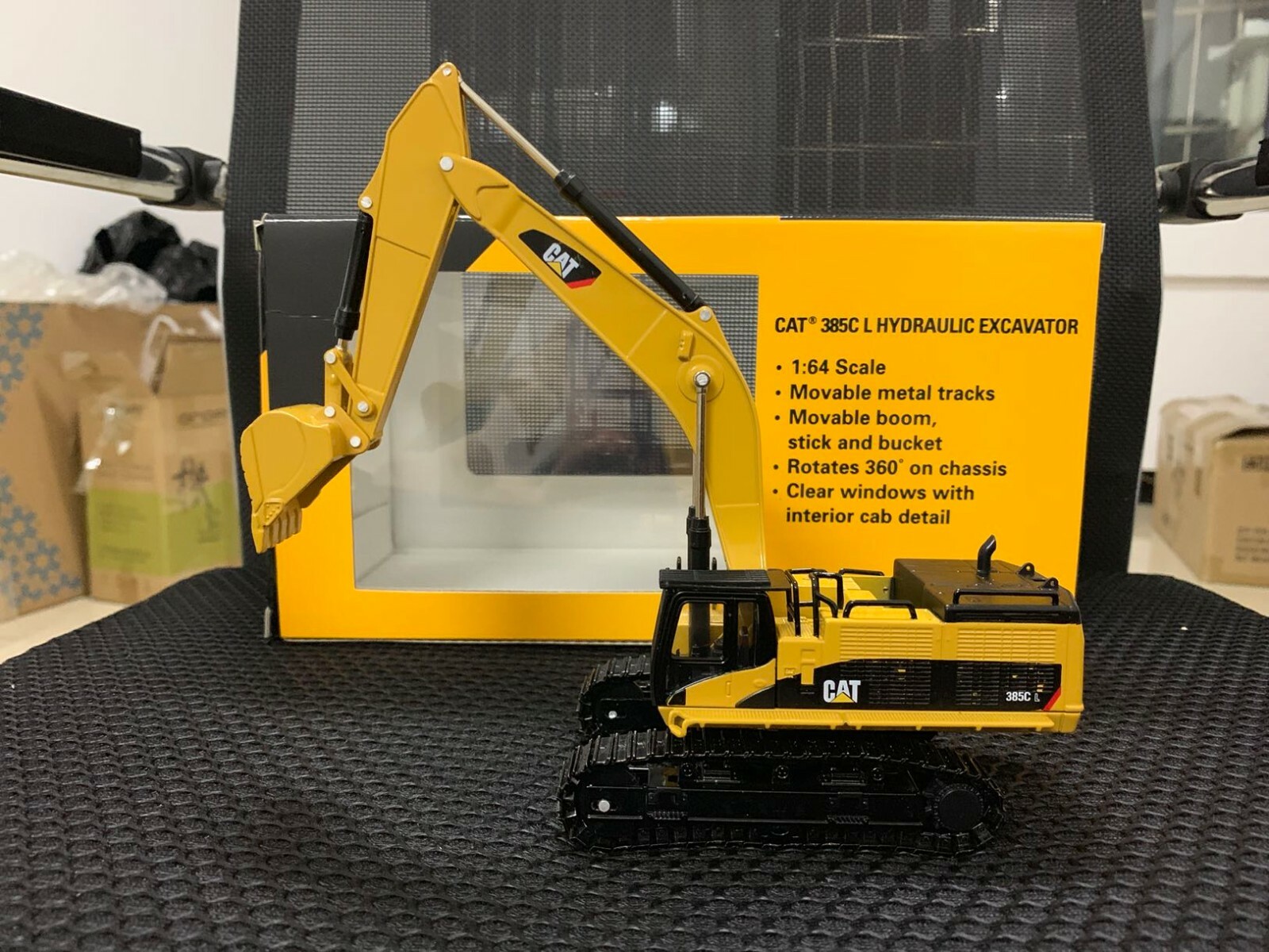 CAT 1/64 Catepillar 385C Alloy Excavator Model 55203 Diecast Engineering Vehicle