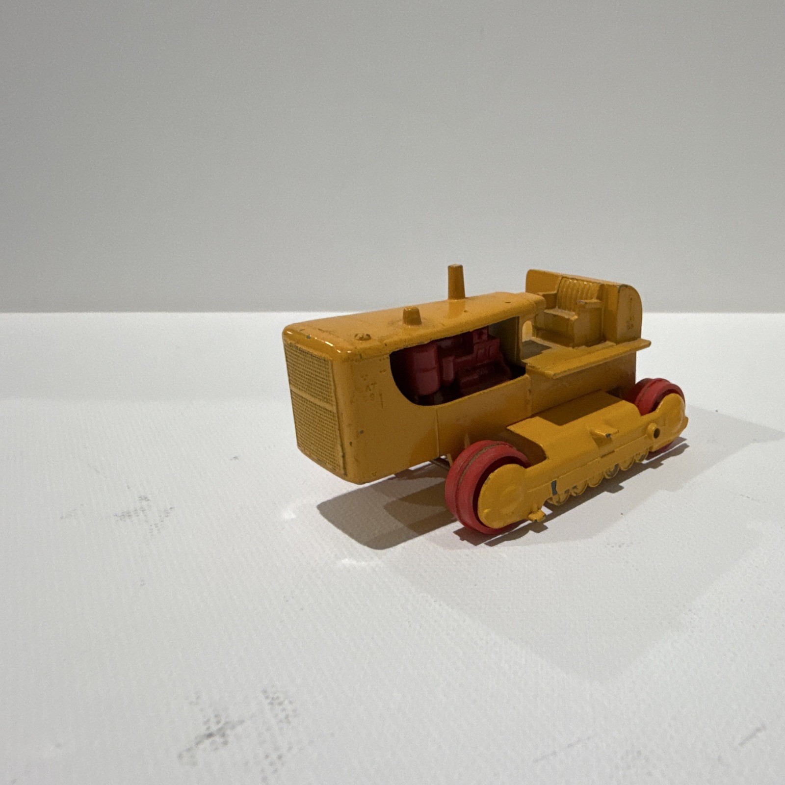 Lesney Matchbox King Size Diecast Caterpillar Taylor Tractor Crane Trailer, H10
