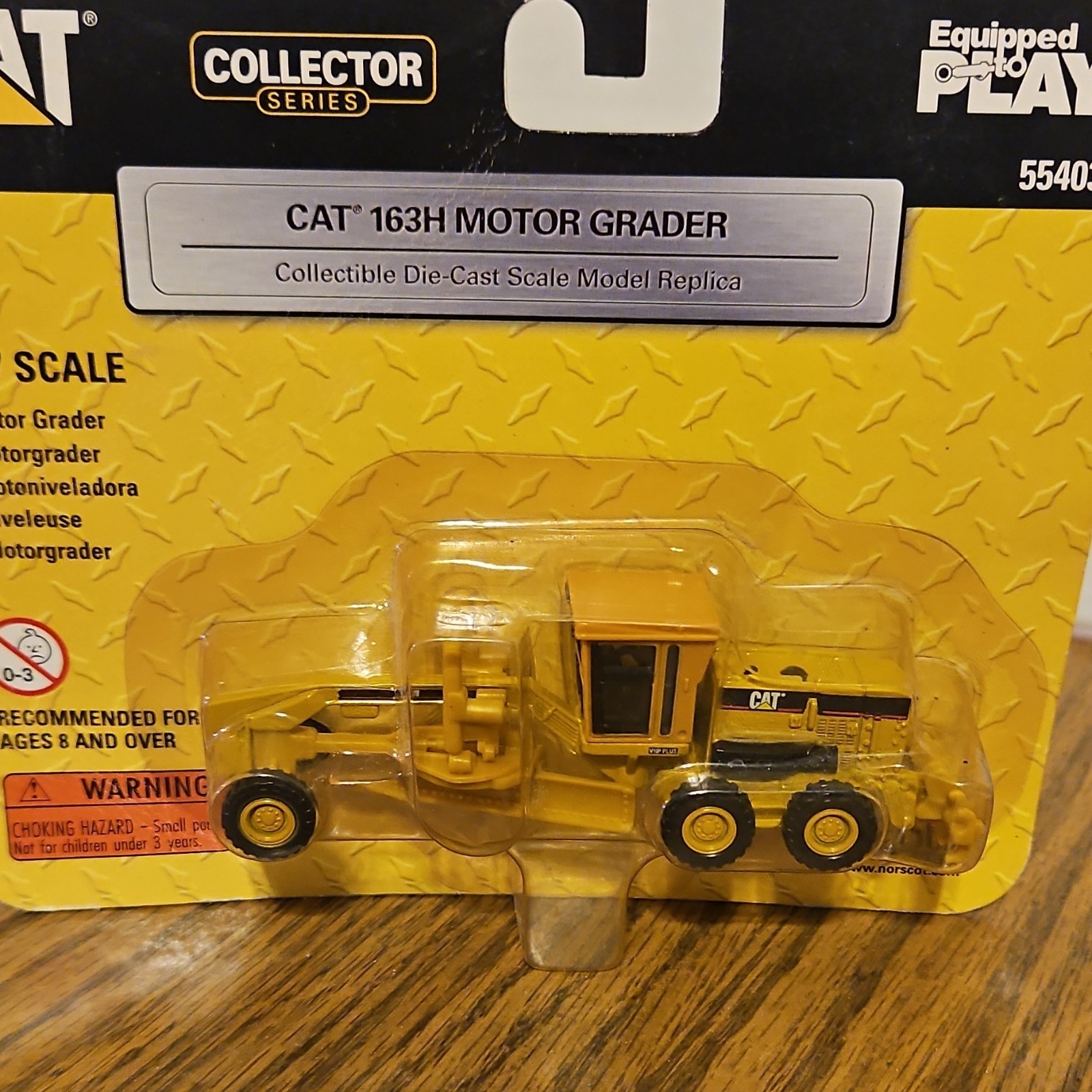 Norscot CAT 163H Motor Grader 1:87 Diecast Metal Collector Series
