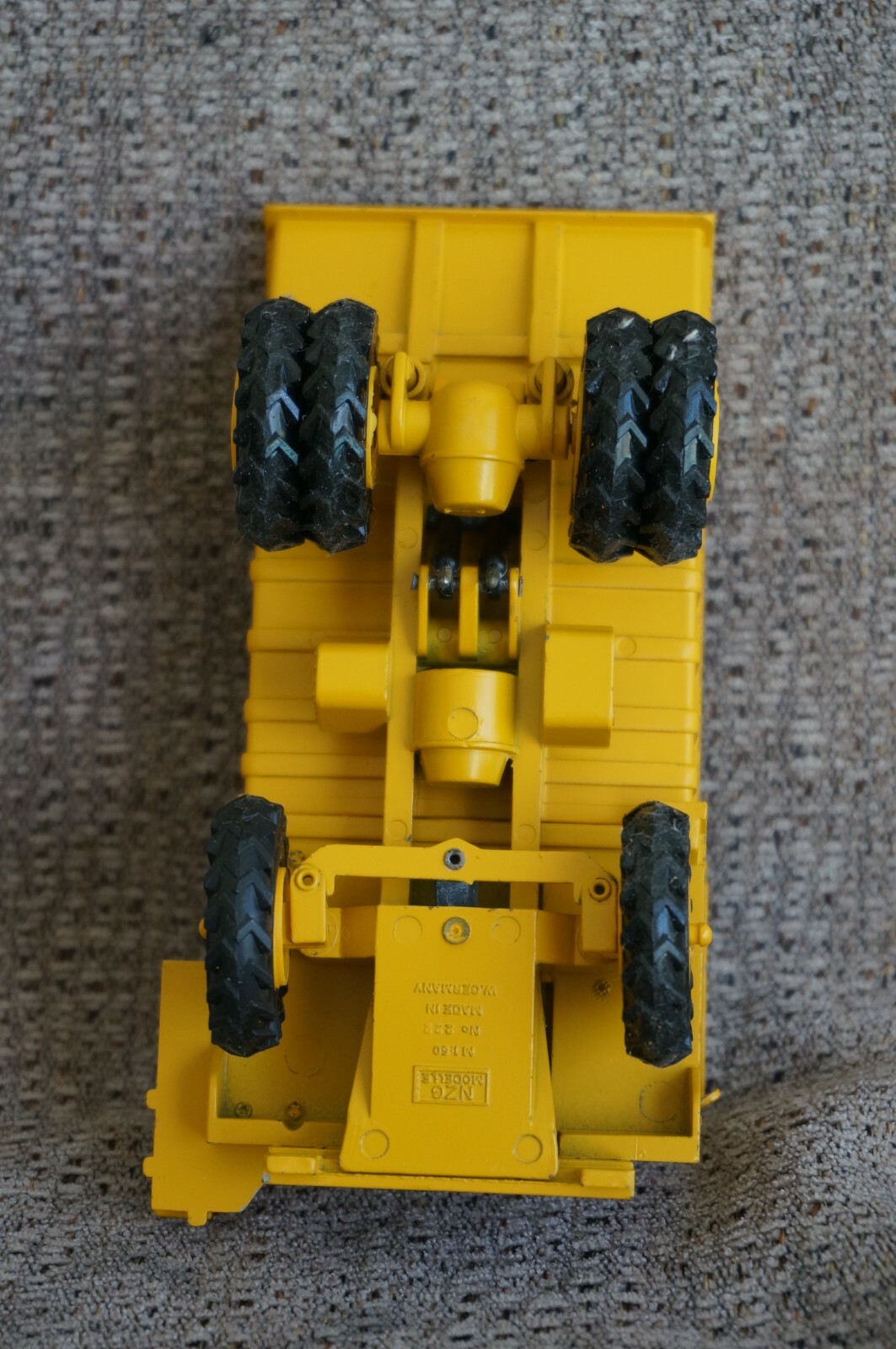 NZG Modelle No. 222 Caterpillar / CAT Dump Truck #2 – 1:50 scale – West Germany