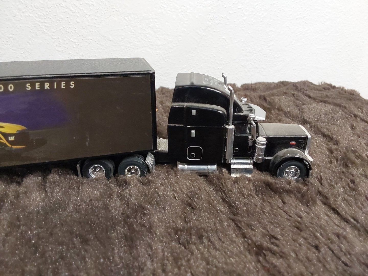 Cat 55084 Caterpillar Mural Semi-Truck #2 Construction Diecast Norscot