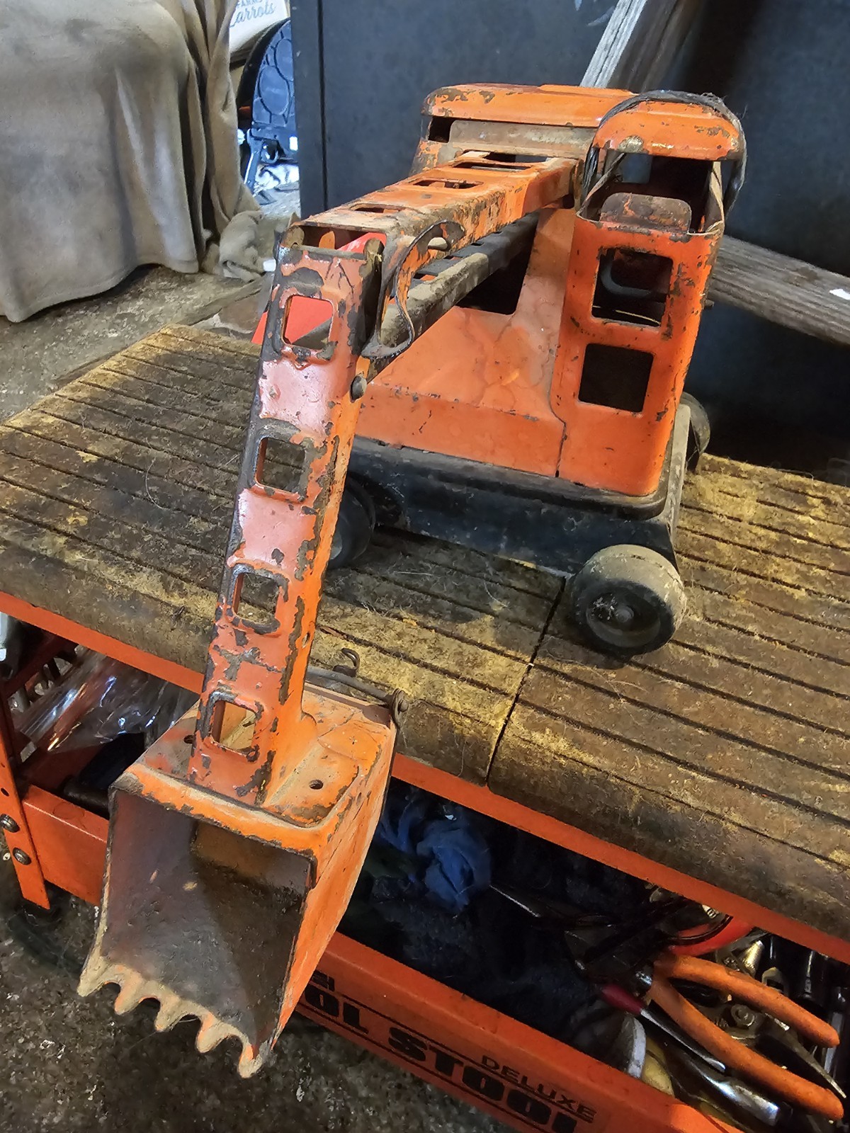 1930-50s Marx Power Shovel.. Shovel FUNCTIONAL!