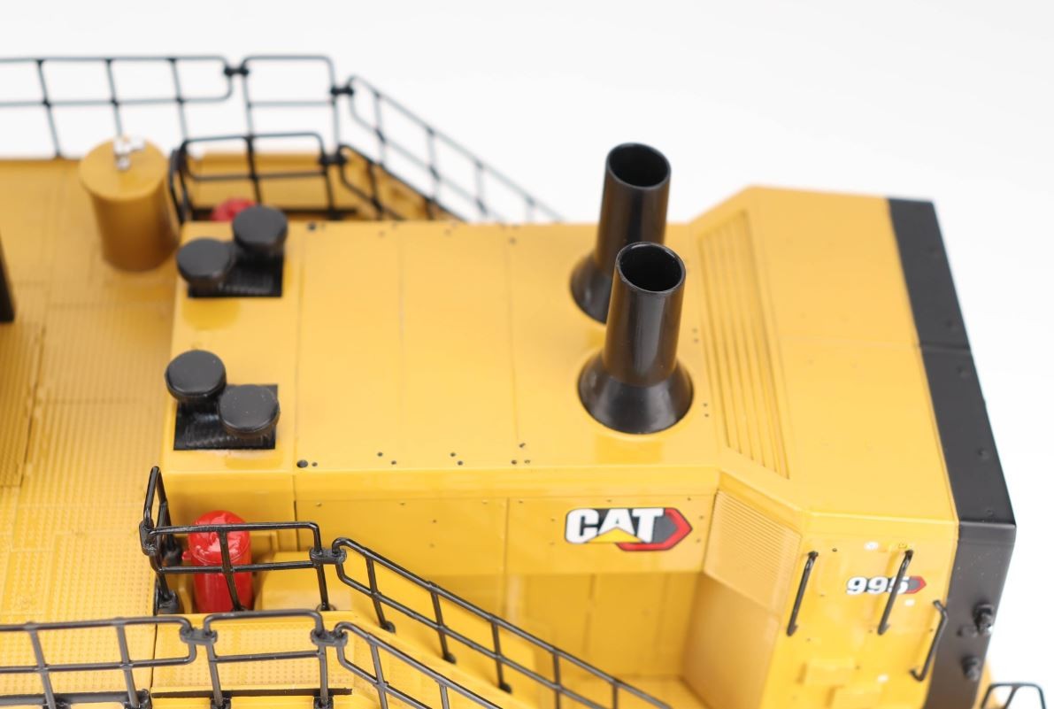 DIECAST MASTERS,CATERPILLAR 995 wheel loader, 1/50, DCM85716