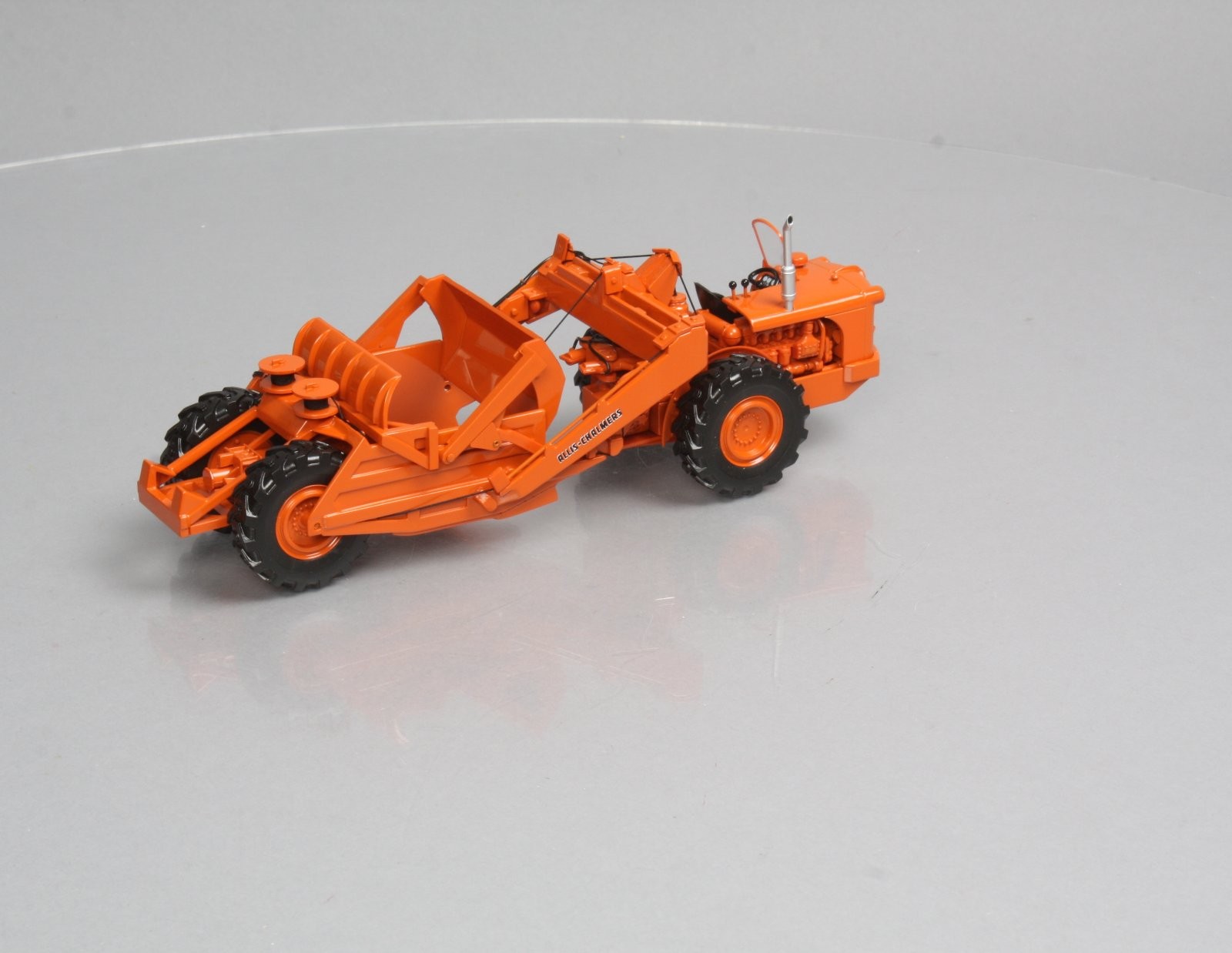First Gear 50-3099 1:50 Allis-Chalmers TS-300 Cable Operated Motor Scraper
