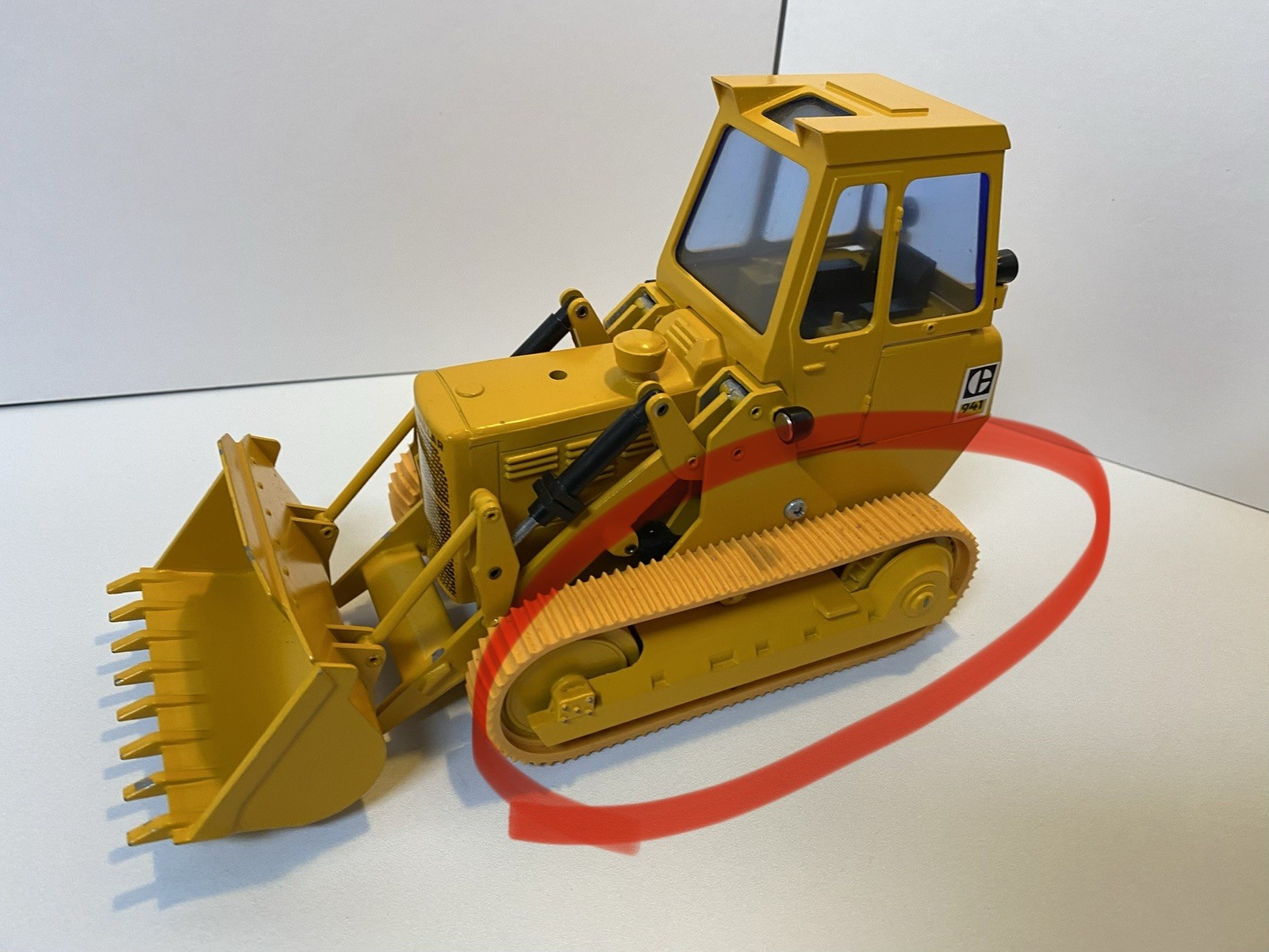 CONRAD 1:25 scale Caterpillar 941 Track Loader Nice!