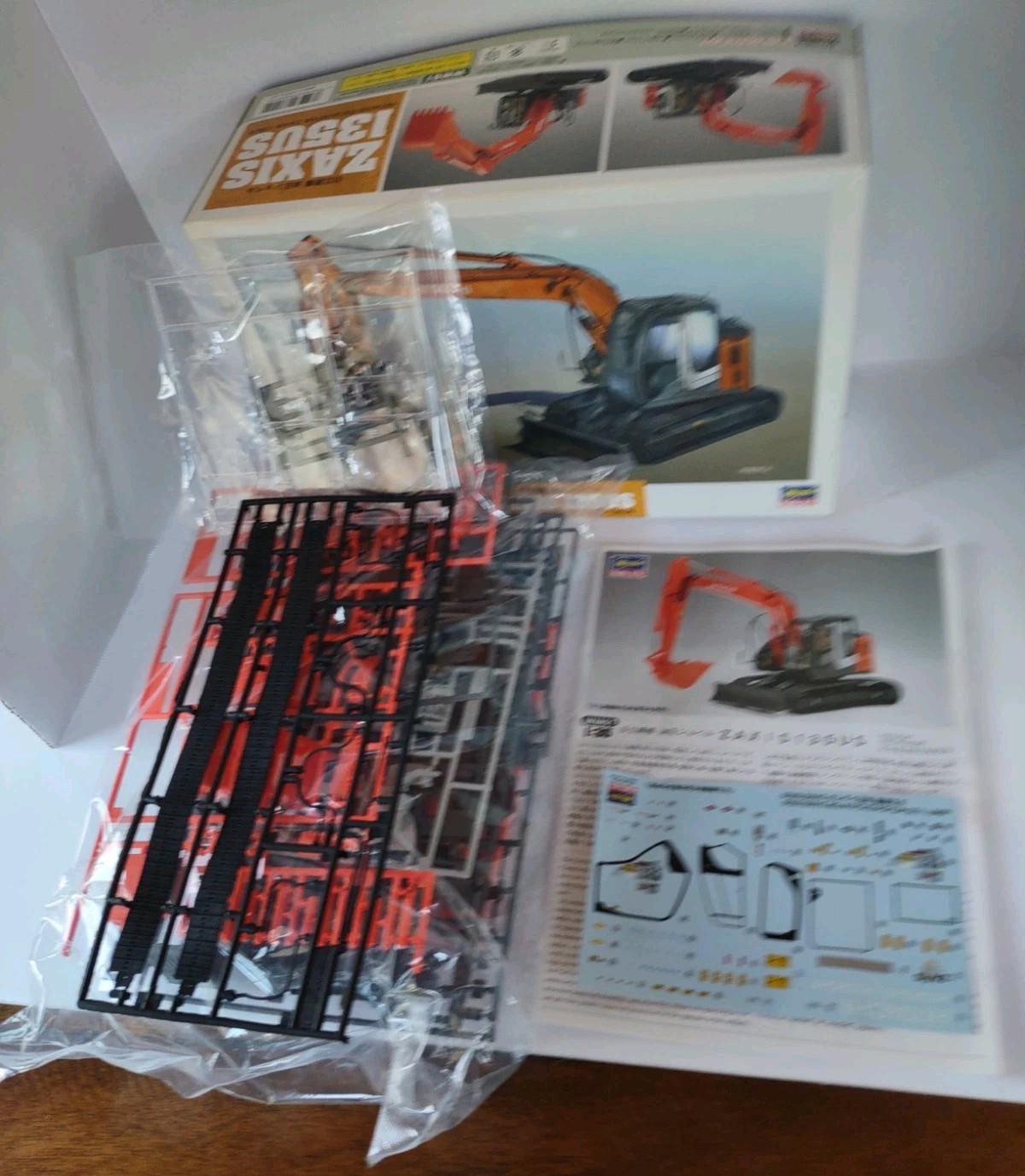 WMO1 1:35 Hasegawa Hitachi Excavator Zaxis 135US (NIB)