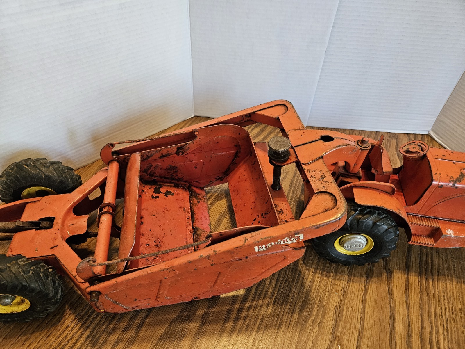 Vintage 1950’s Doepke Heiliner 28″ Pressed Steel Earth Mover Road Scraper Grader