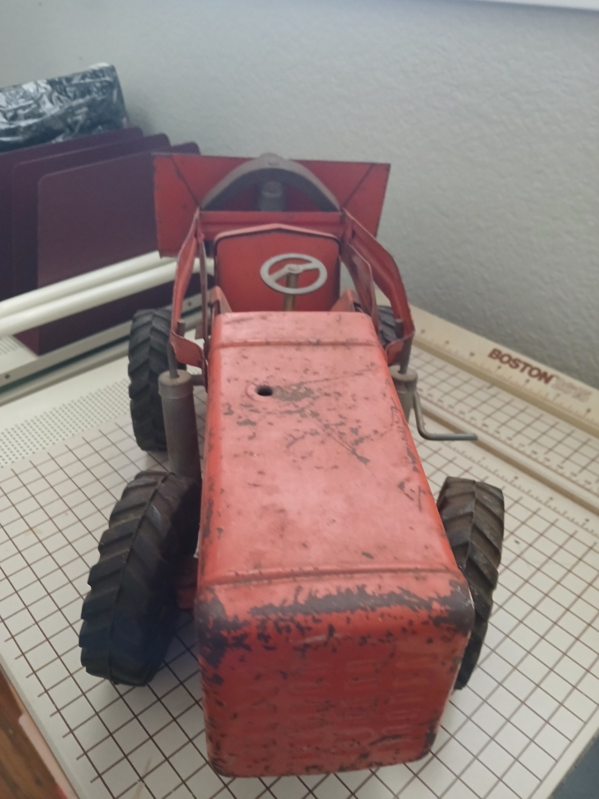 Vintage Metal Nylint Hough Payloader Toy Tractor Pressed Steel Construction VTG