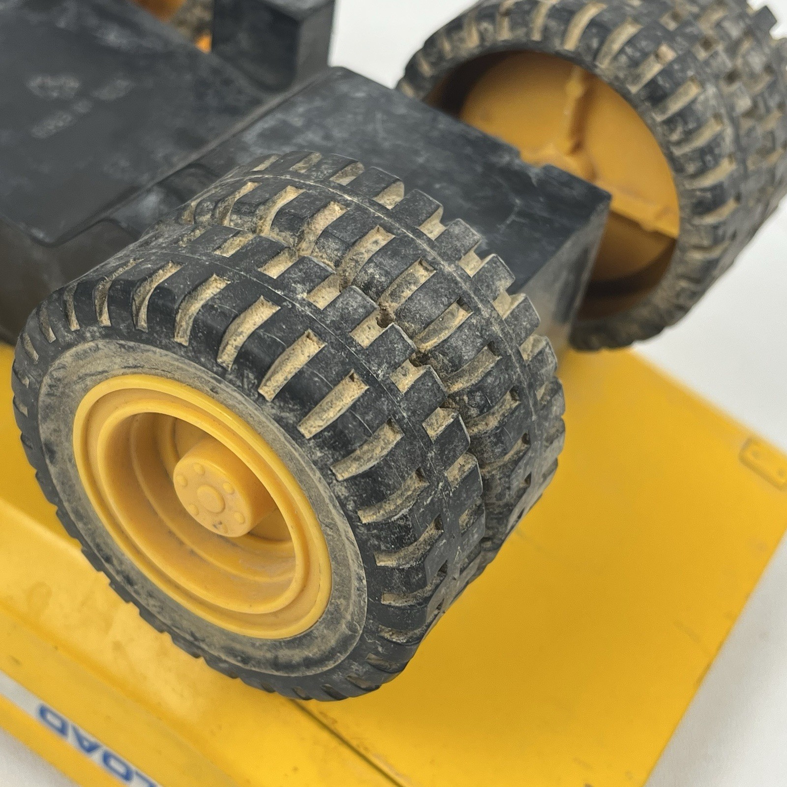 Vintage Kai Yip pressed steel KY Giant Load GL-190 mining dump truck.