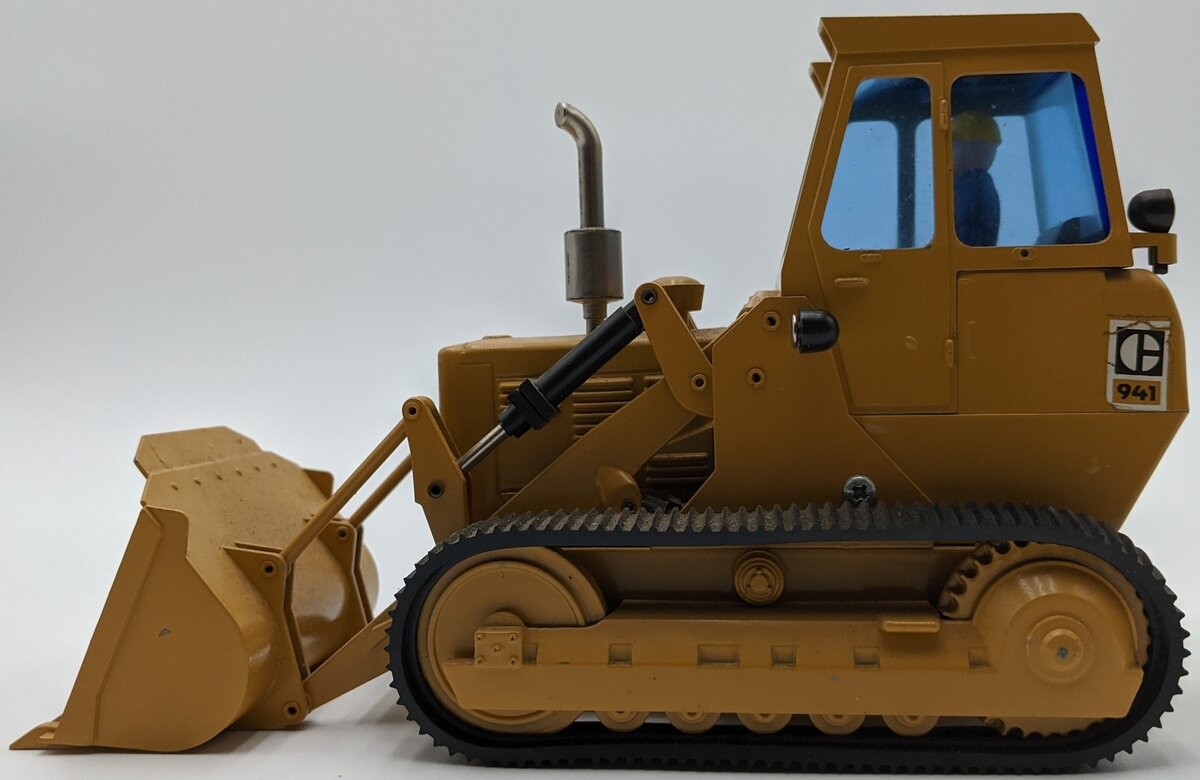 NZG 1:24 Caterpillar 941 Track-Type Loader