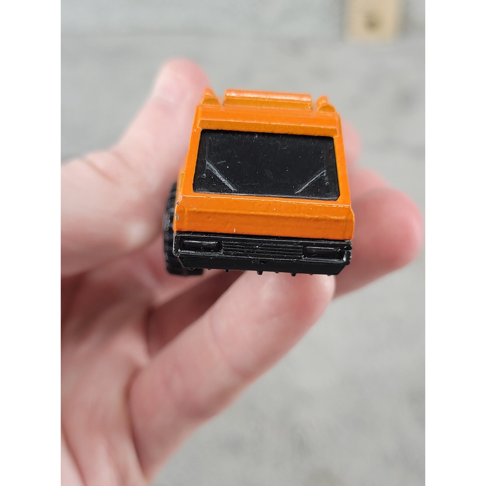 Hot Wheels Stunt Crane Orange Diecast Construction Truck 1988 Malaysia Vintage