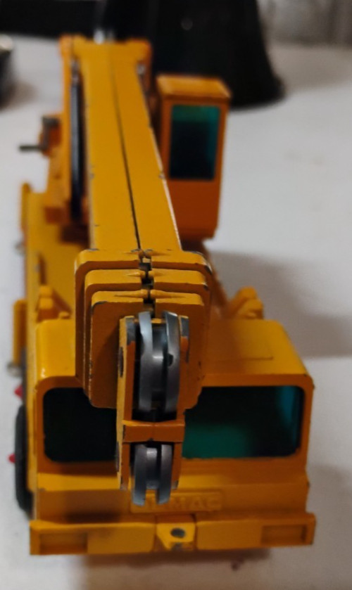 COLLECTIBLE.VINTAGE.BARELY USED.DEMAG Hydraulic HC 100 Crane Truck 1/50.DEAL.