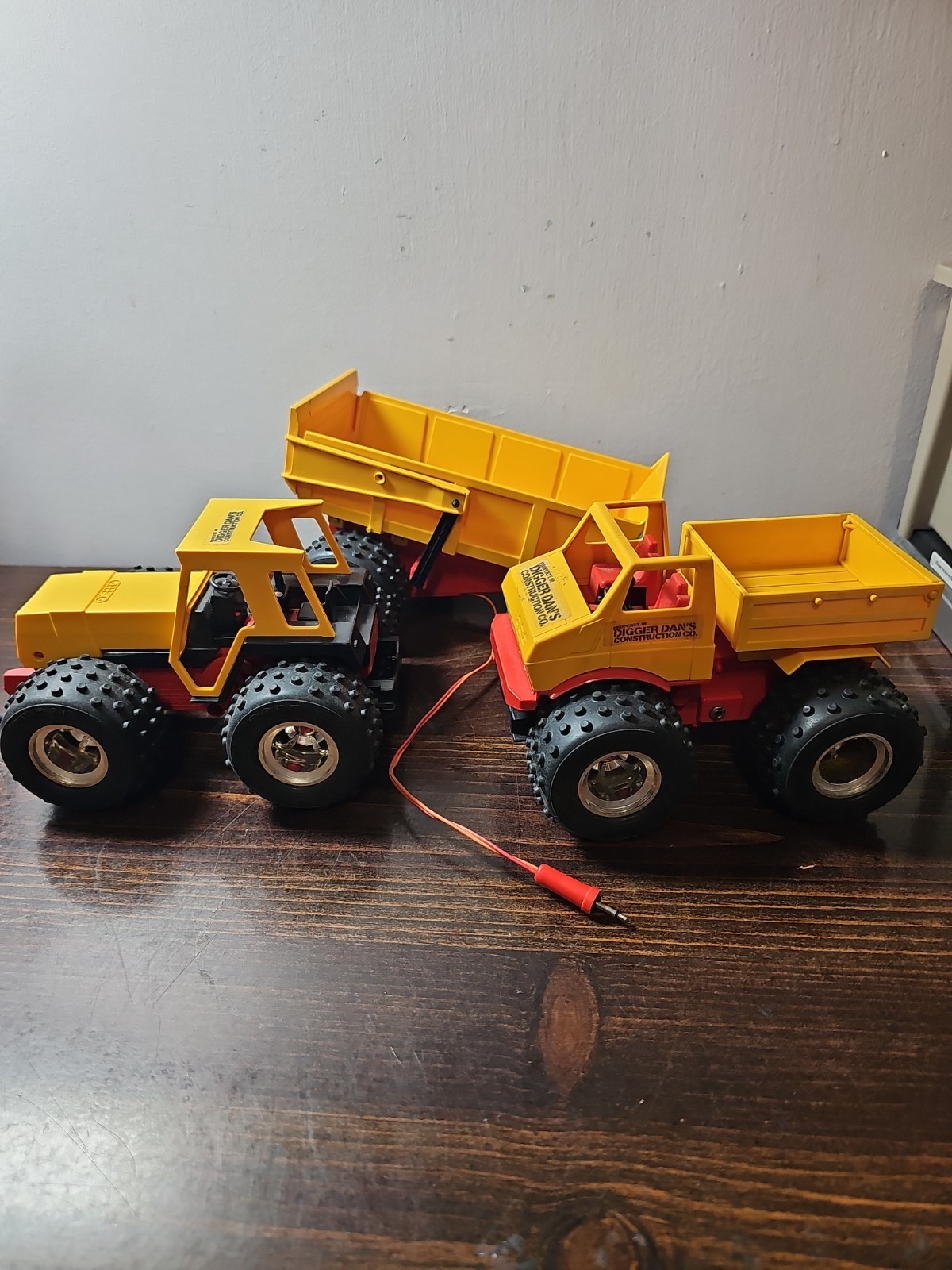 3 pcs Joustra Digger Dan’s Construction Dump Truck Tractor Trailer Battery Vtg