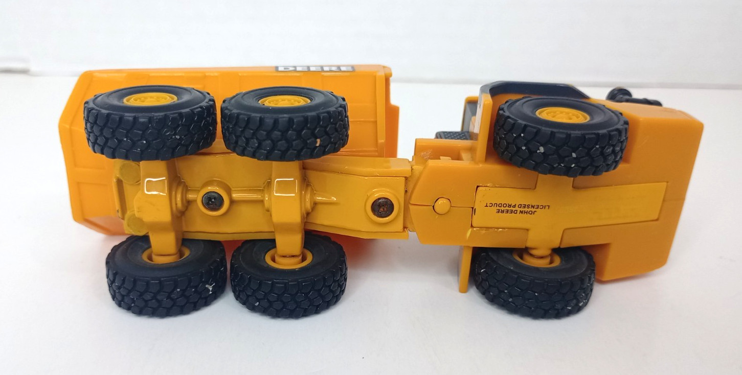 ERTL John Deere Articulated Dump Truck 5” Long