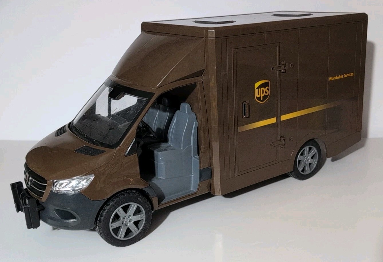 2006 Mercedes-Benz Sprinter UPS Delivery Truck by Bruder 2020 Incomplete