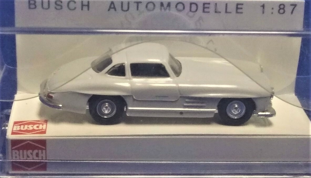 Busch 40800 Mercedes 300 SL Coupe – Light Gray – Germany 1/87 HO (plastic) MIB