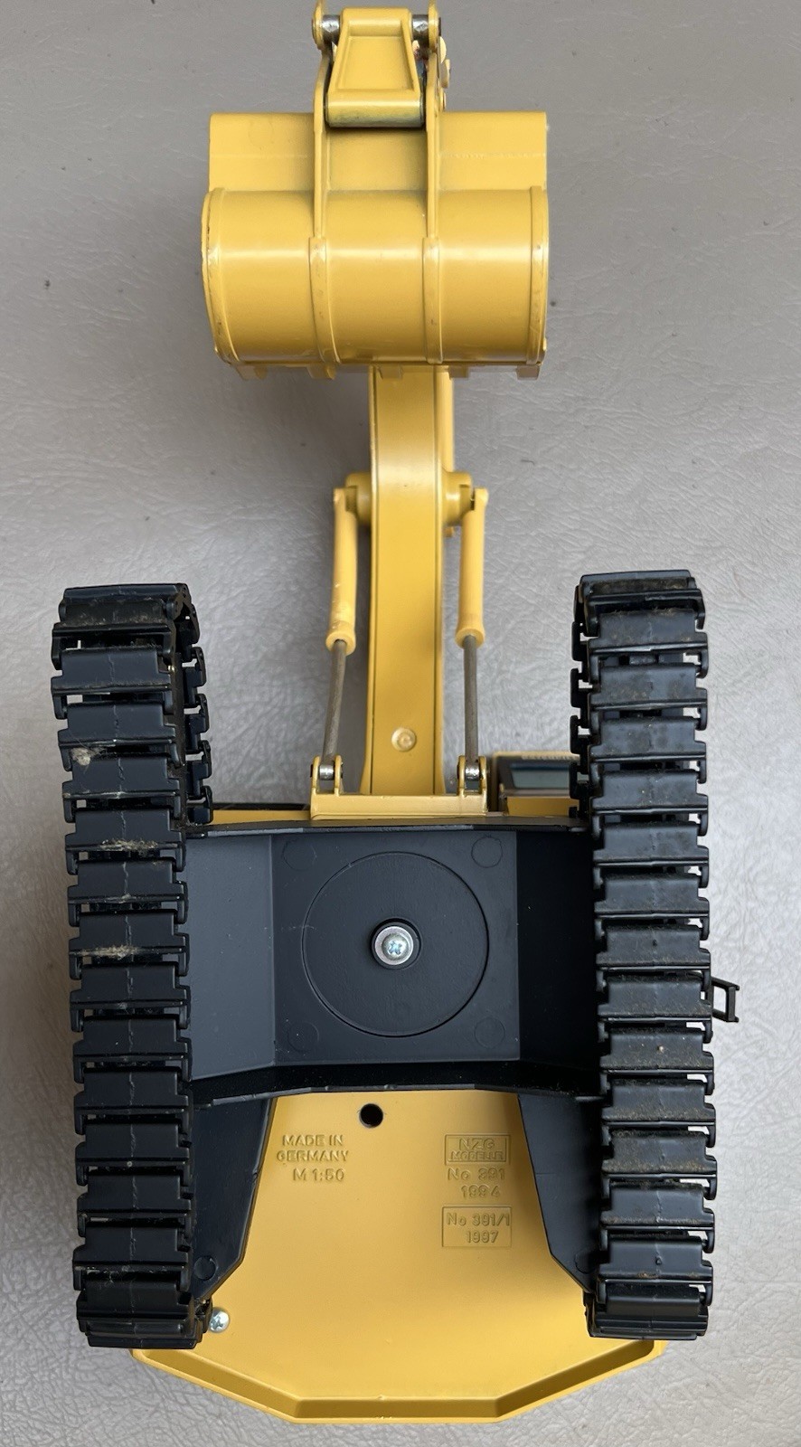 VTG NZG 1/50 scale Caterpillar CAT 5130B Mass Excavator “Gift from Caterpillar”