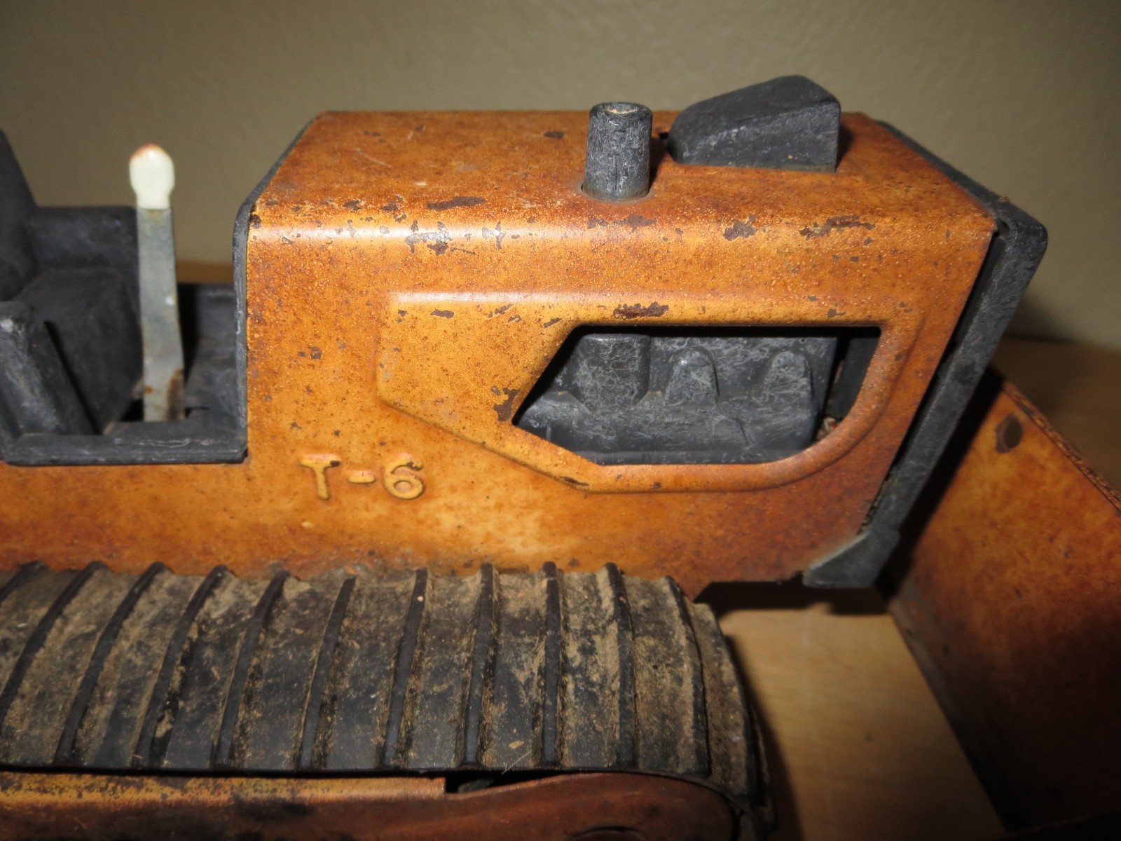 Vintage Tonka T-6 Front Bulldozer Orange Metal Toy 70’s