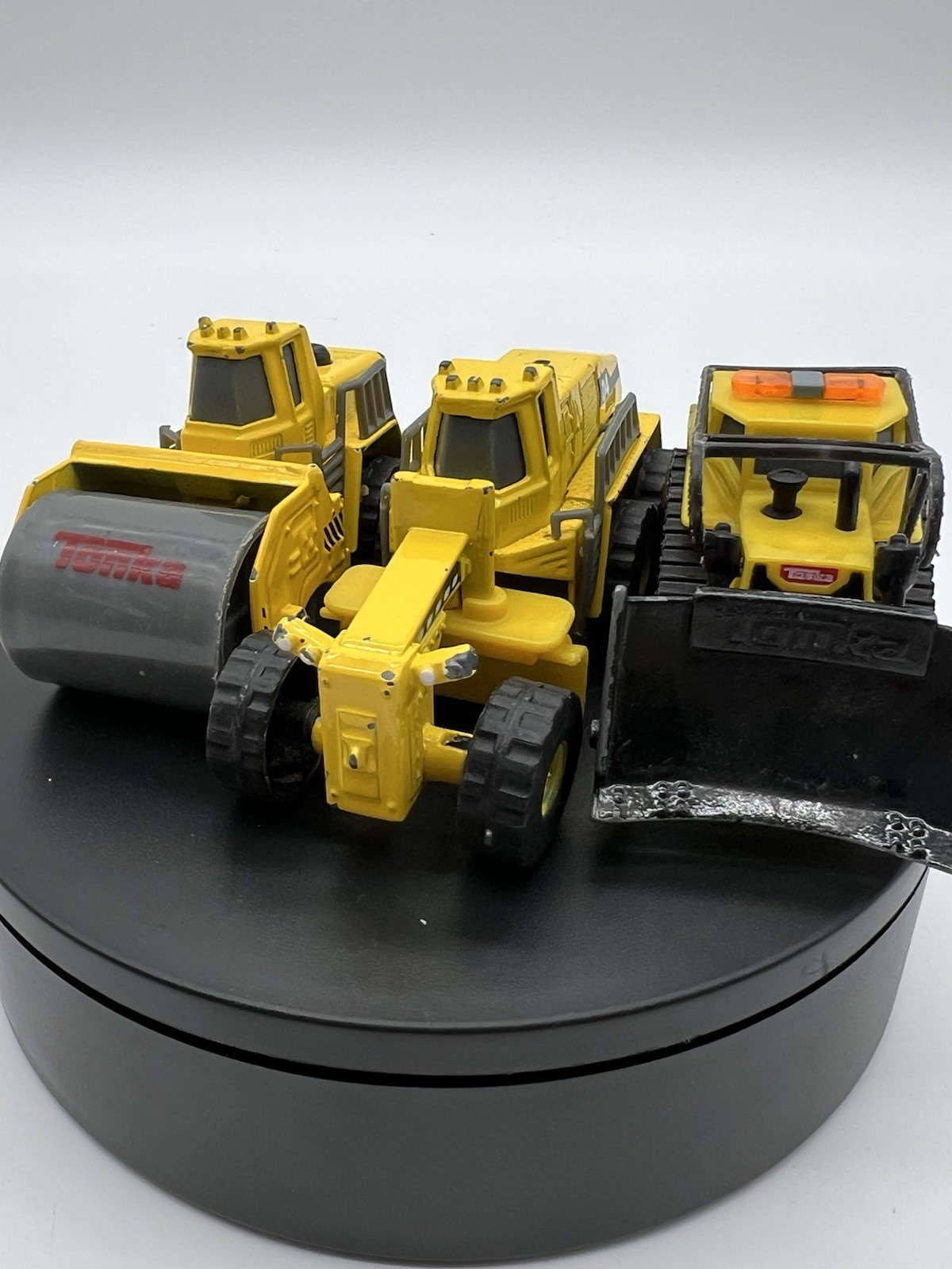 Lot of 3 Tonka Real Tough 2016 Diecast Construction Crew Road Equipment 1:64