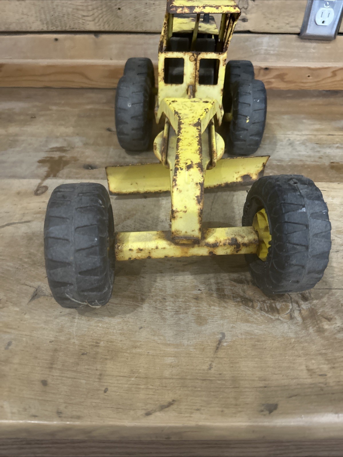 Vintage Tonka Road Grader 1970’s Toy Pressed Metal Yellow ~ 17” Long