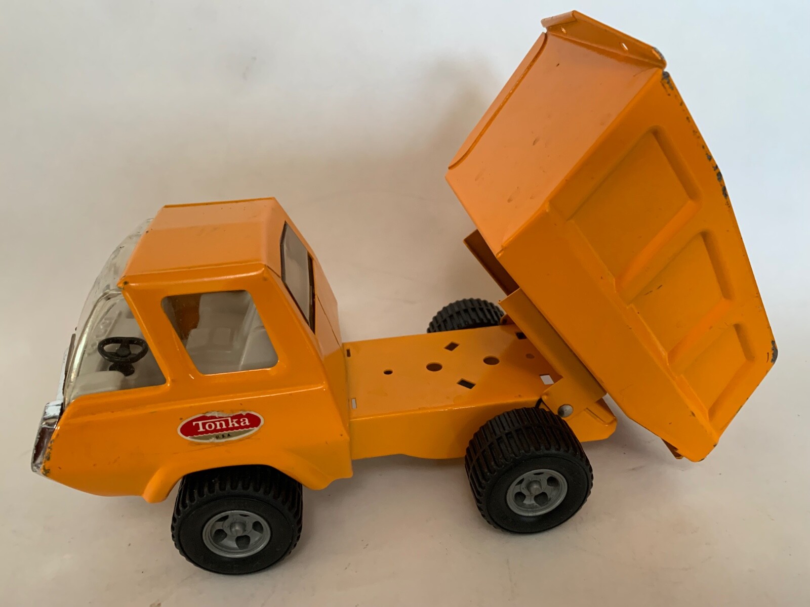Tonka Dump Truck Mid Sized 1970’s Excellent Condition