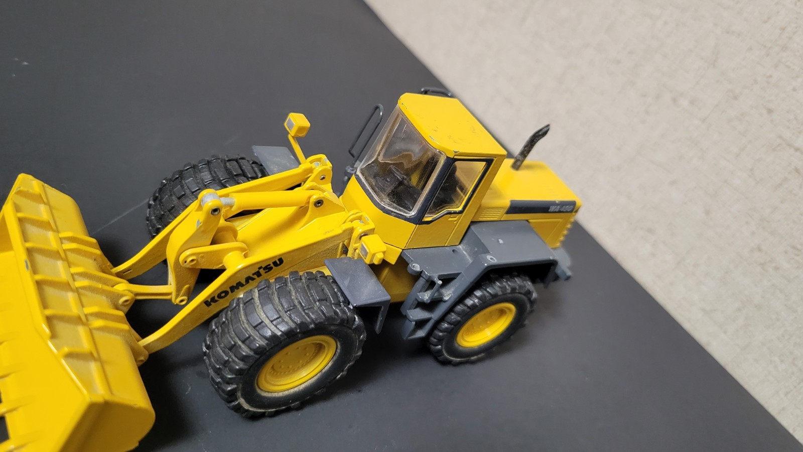 Conrad Model #2424 1:50 Komatsu WA 450 Wheel Loader Construction Equipment VHTF