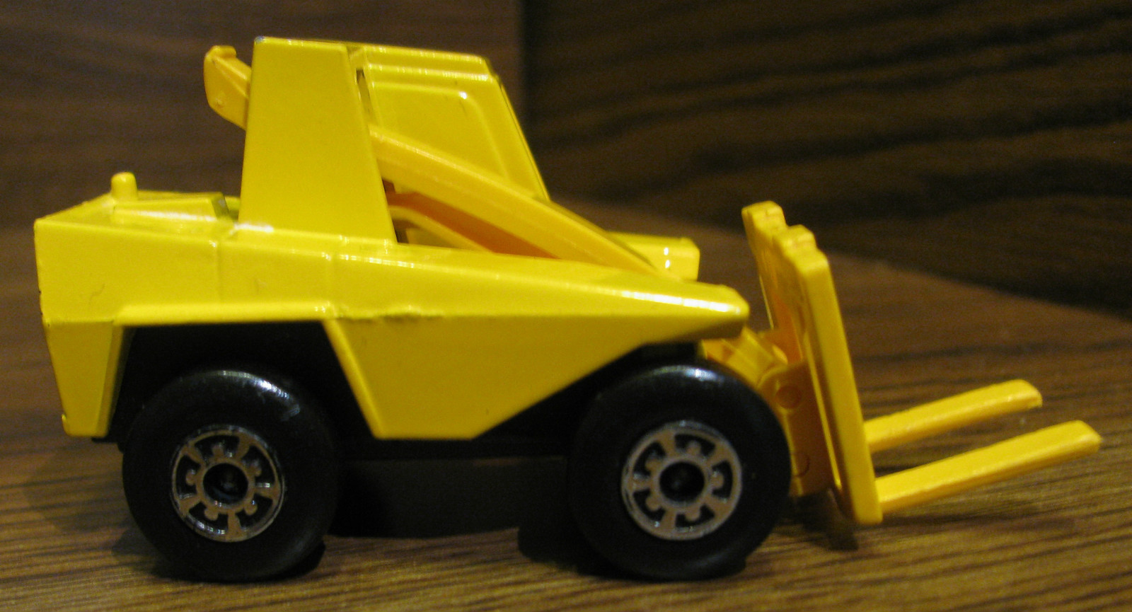 Vintage 1977 MATCHBOX Superfast #48 SAMBRON JACKLIFT MINT