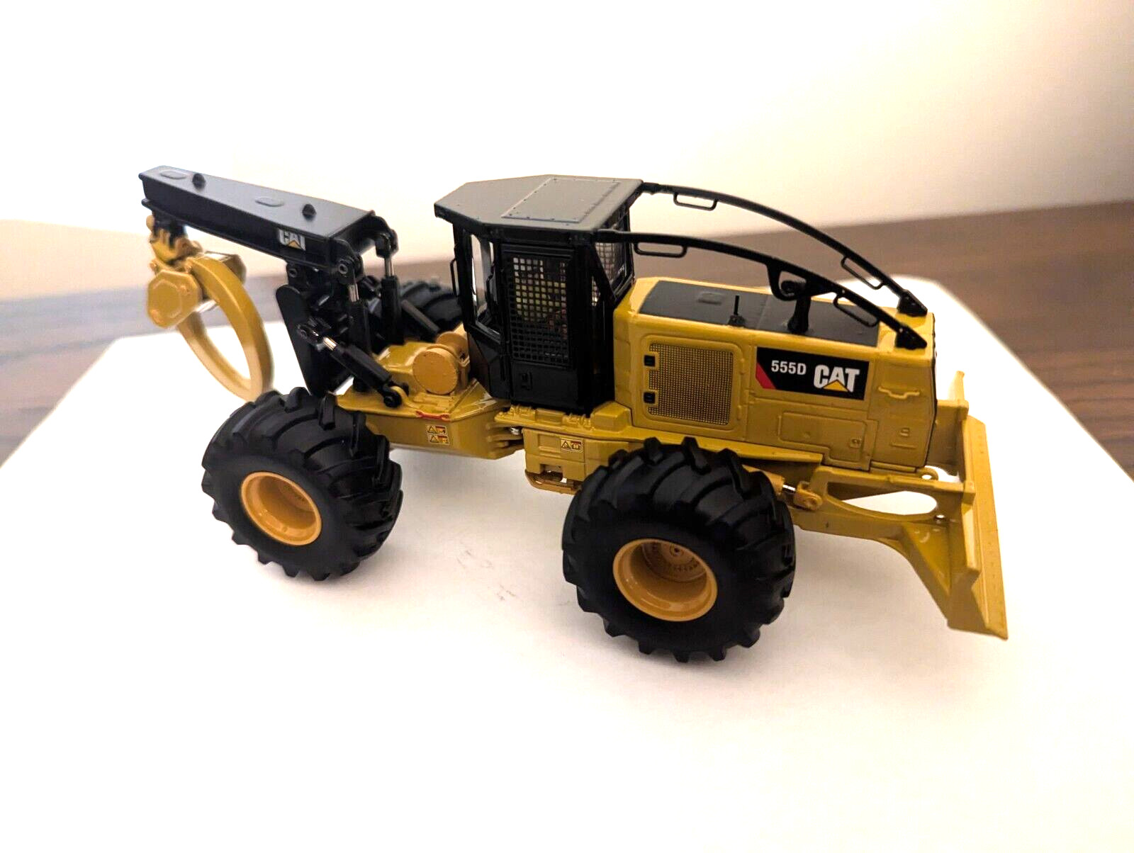Caterpillar 555D Log Skidder