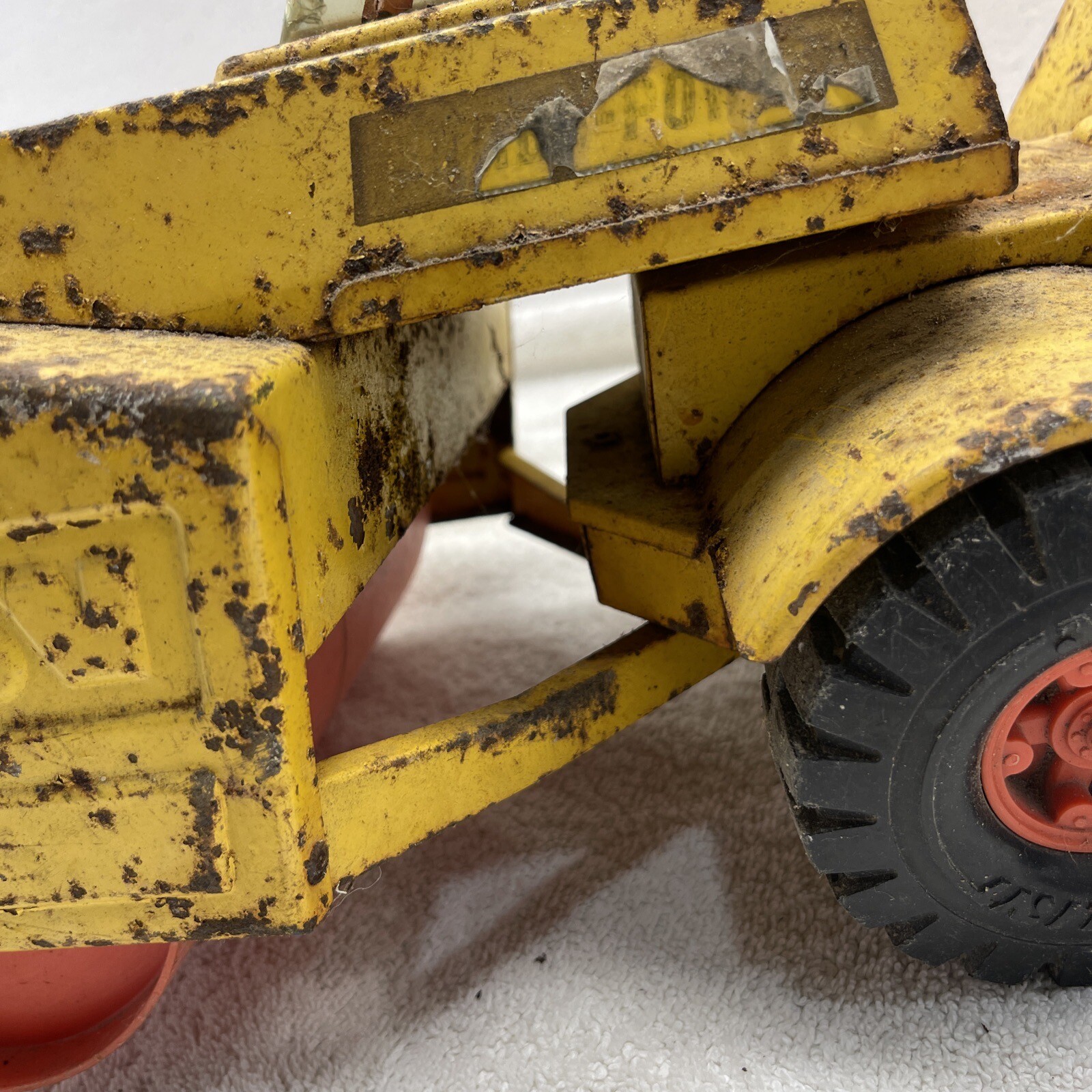 1970s Nylint Pressed Steel Yellow and Black 17” Turbo Articulating Steam Roller